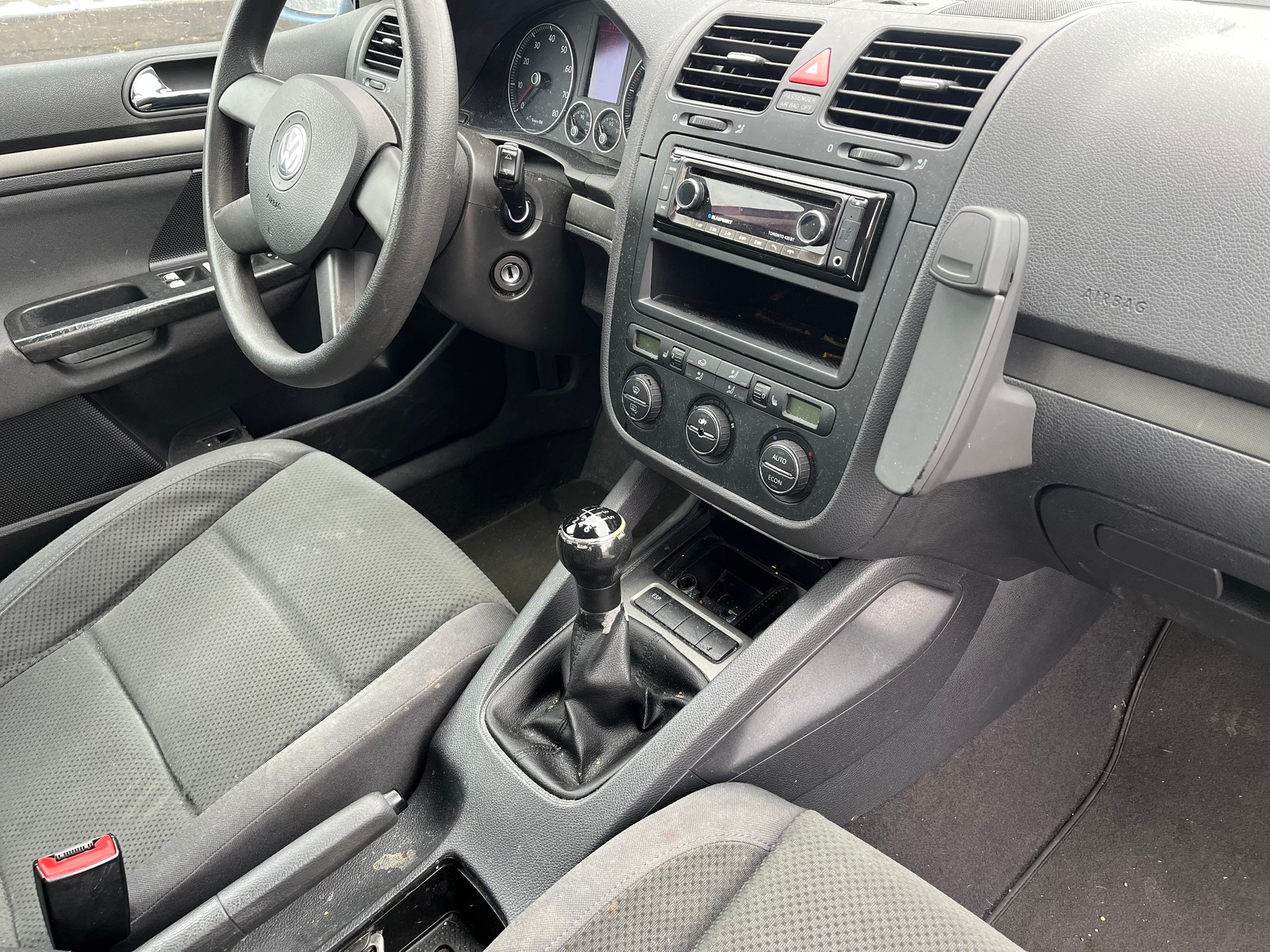 VW Limousine Benzin Handschaltung mit Klimaanlage-image-12