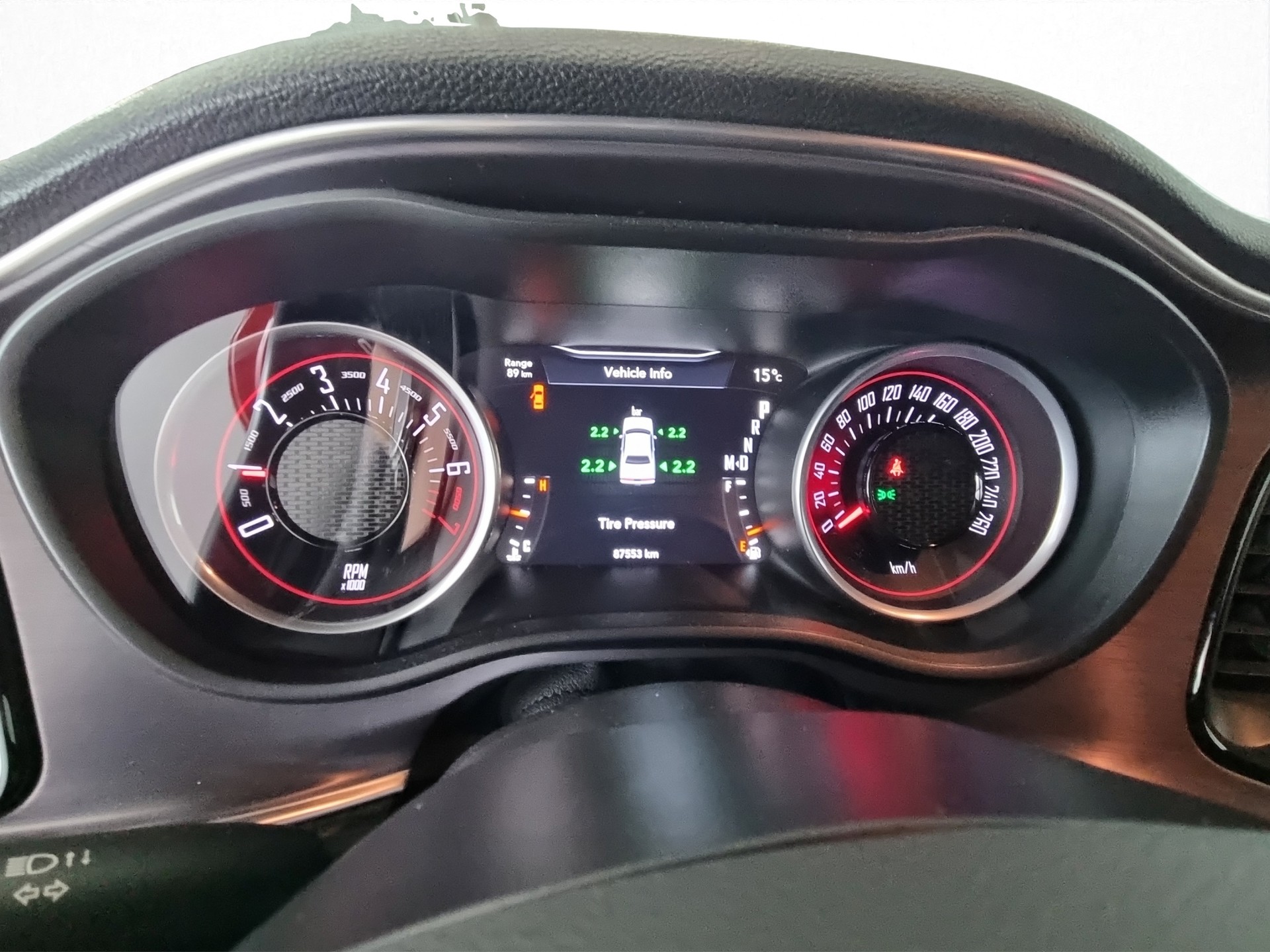 DODGE Challenger 3.6 V6 SXT 8-Stufen Aut.-image-10