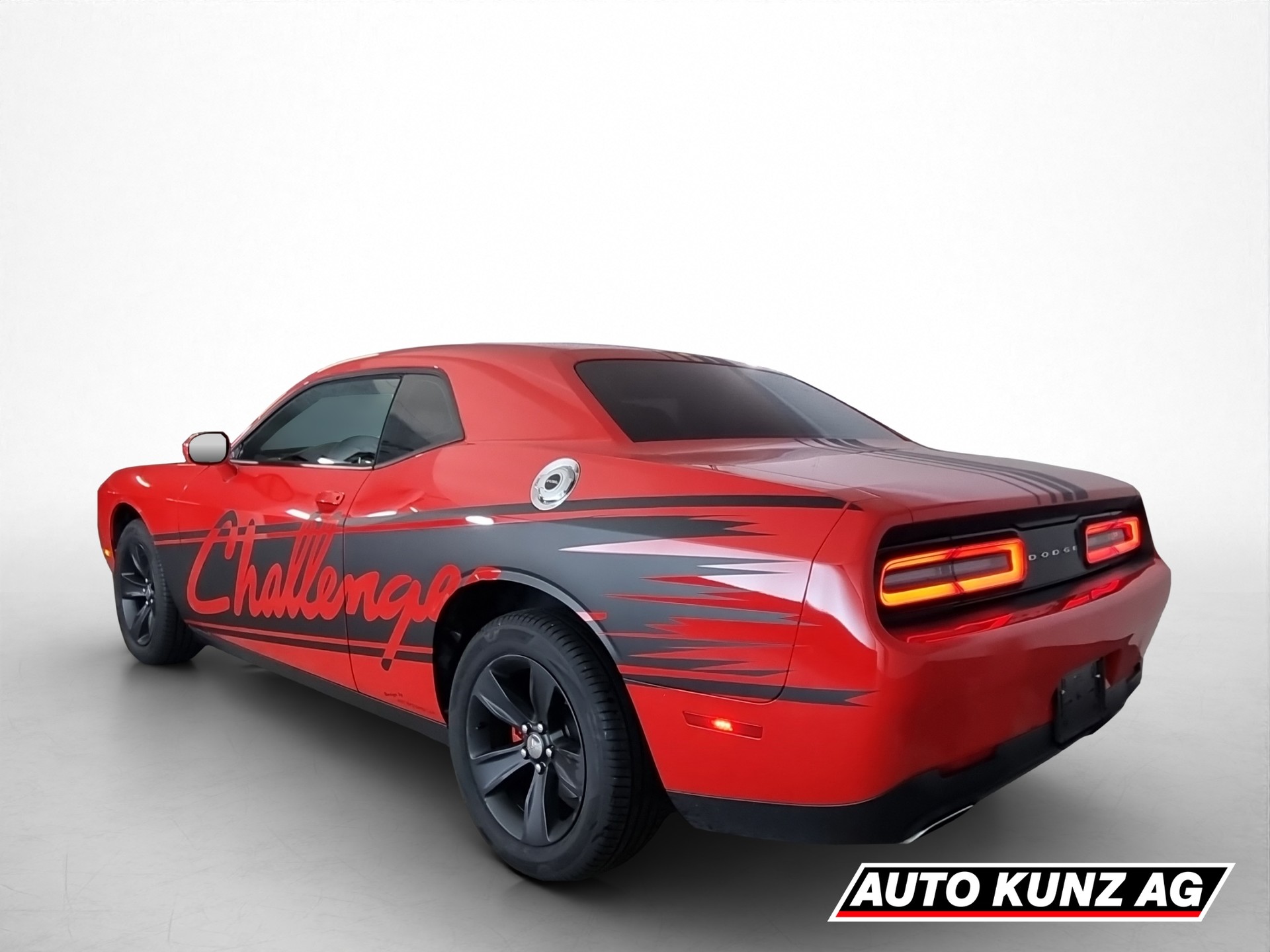DODGE Challenger 3.6 V6 SXT 8-Stufen Aut.-showroom-element-3
