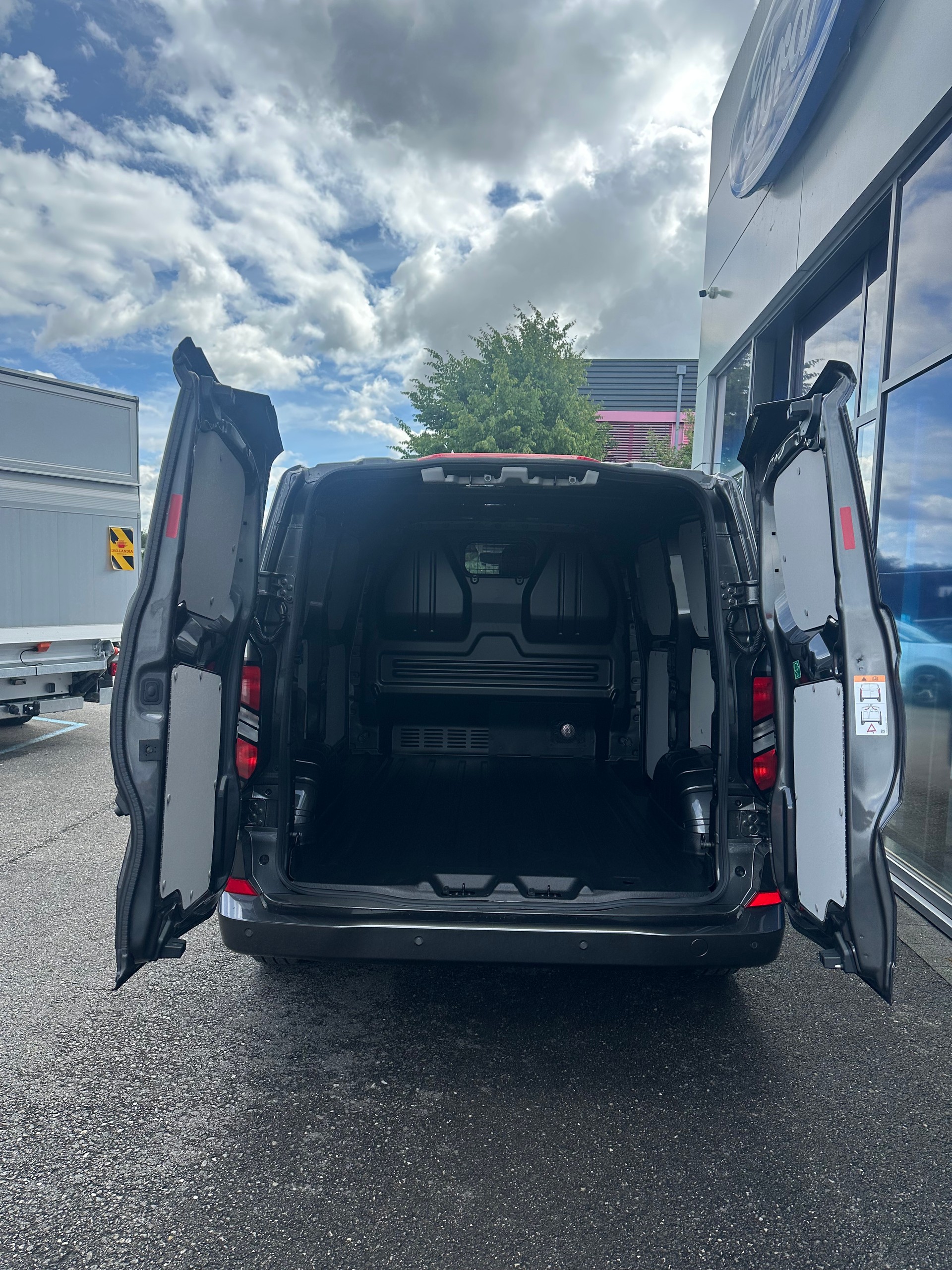 FORD Transit Custom Van 320 L1 2.0 EcoBl Ltd./170CV/Aut.-image-6
