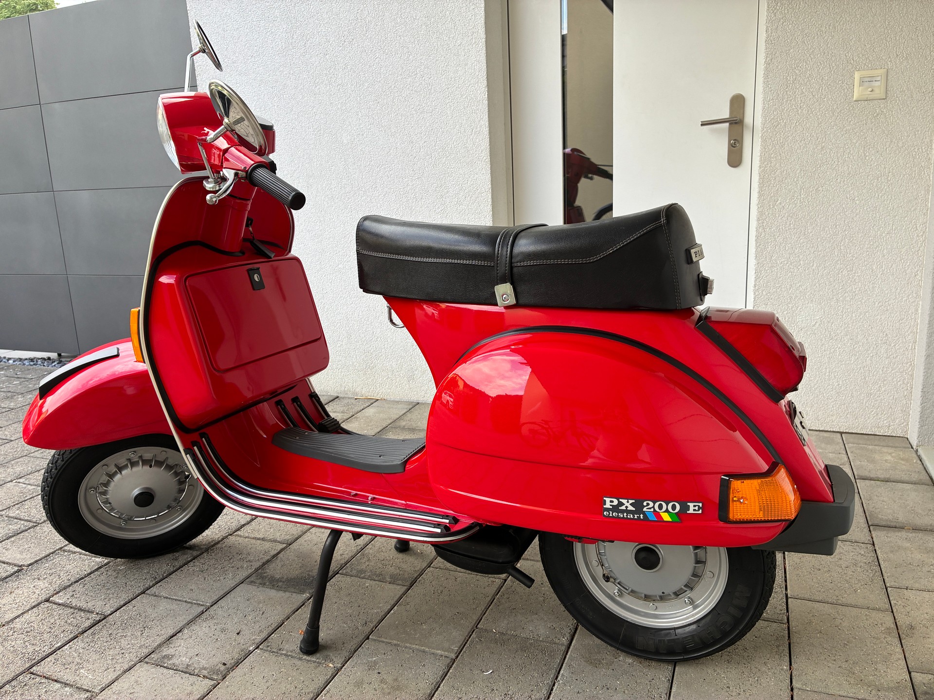 PIAGGIO Vespa PX 200 E-image-4