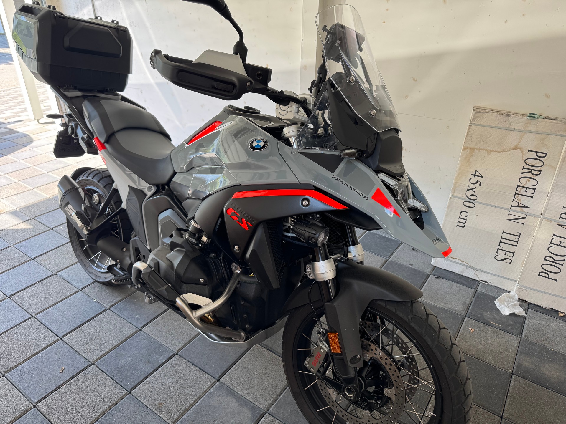 BMW R 1300 GS-image-6