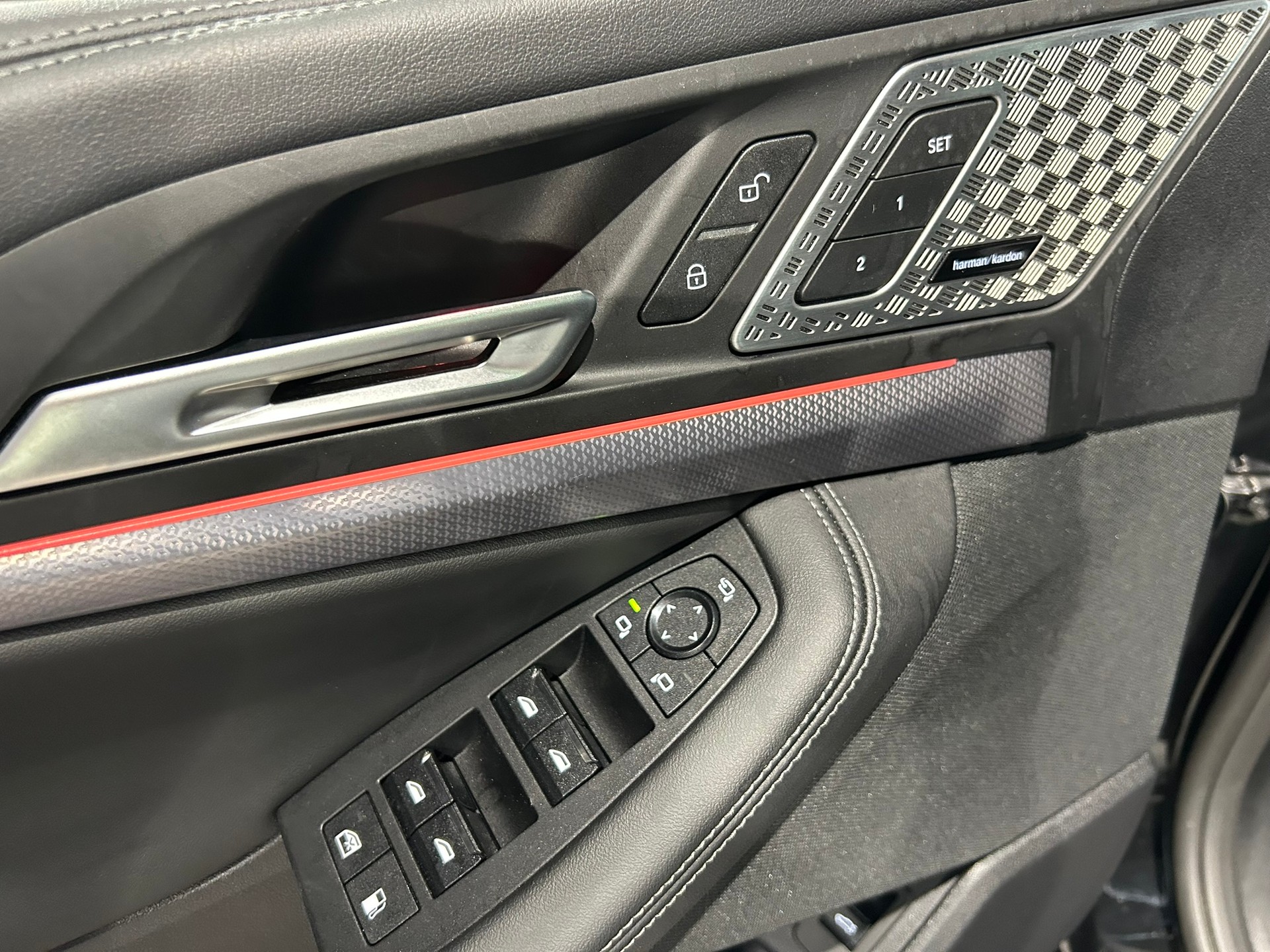 BMW 225e xDrive Active Tourer-image-17