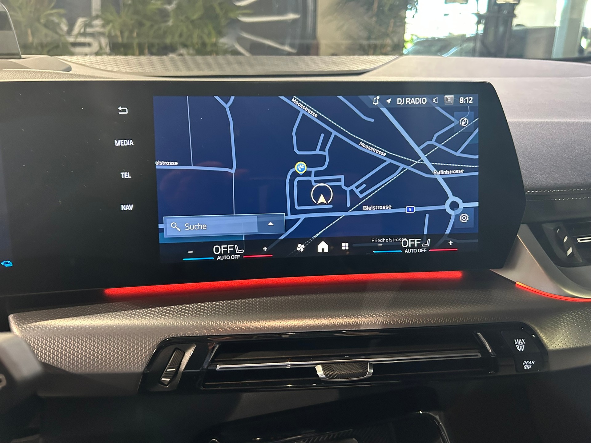 BMW 225e xDrive Active Tourer-image-14