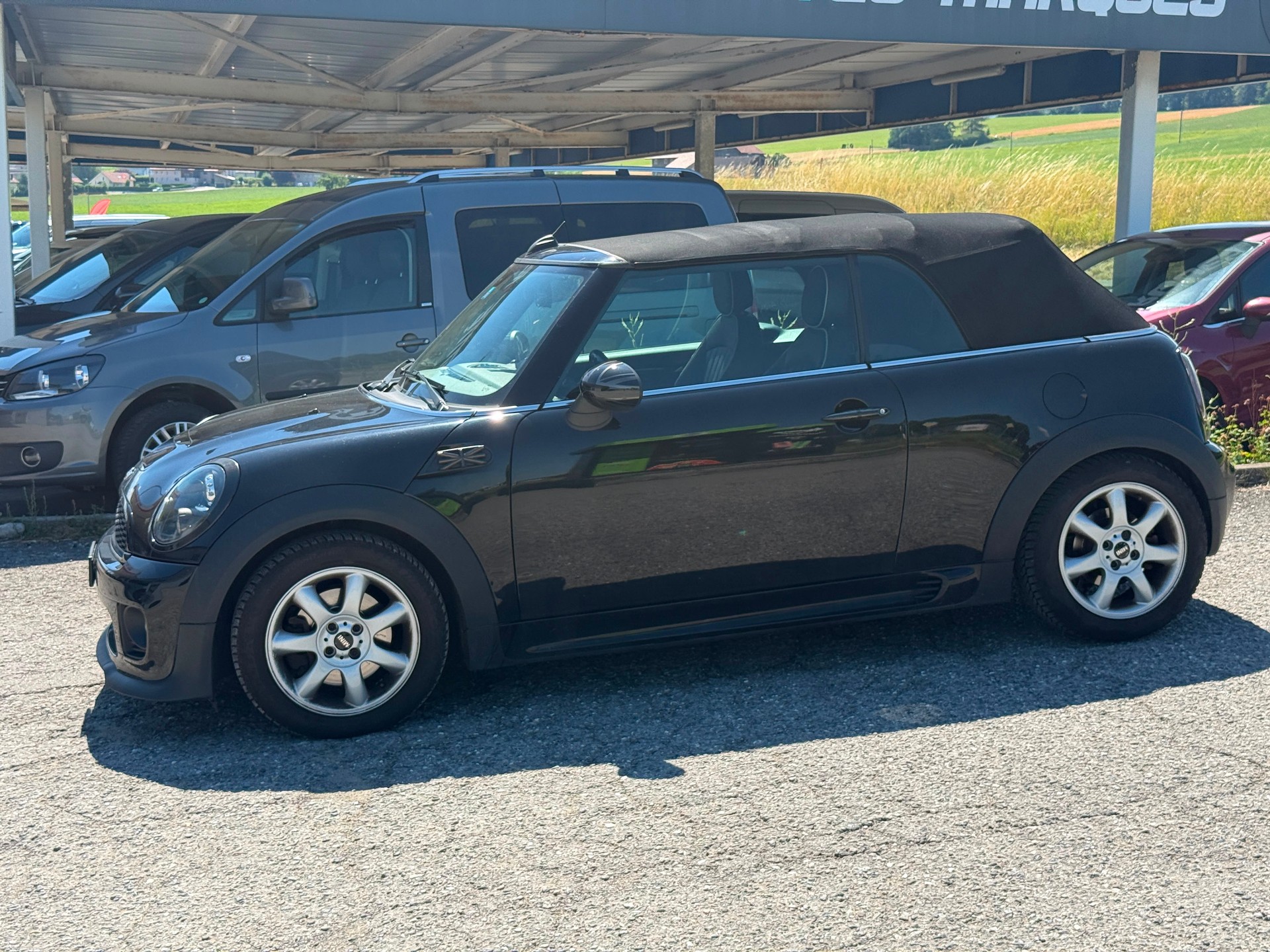 MINI Cooper S Cabriolet-image-4
