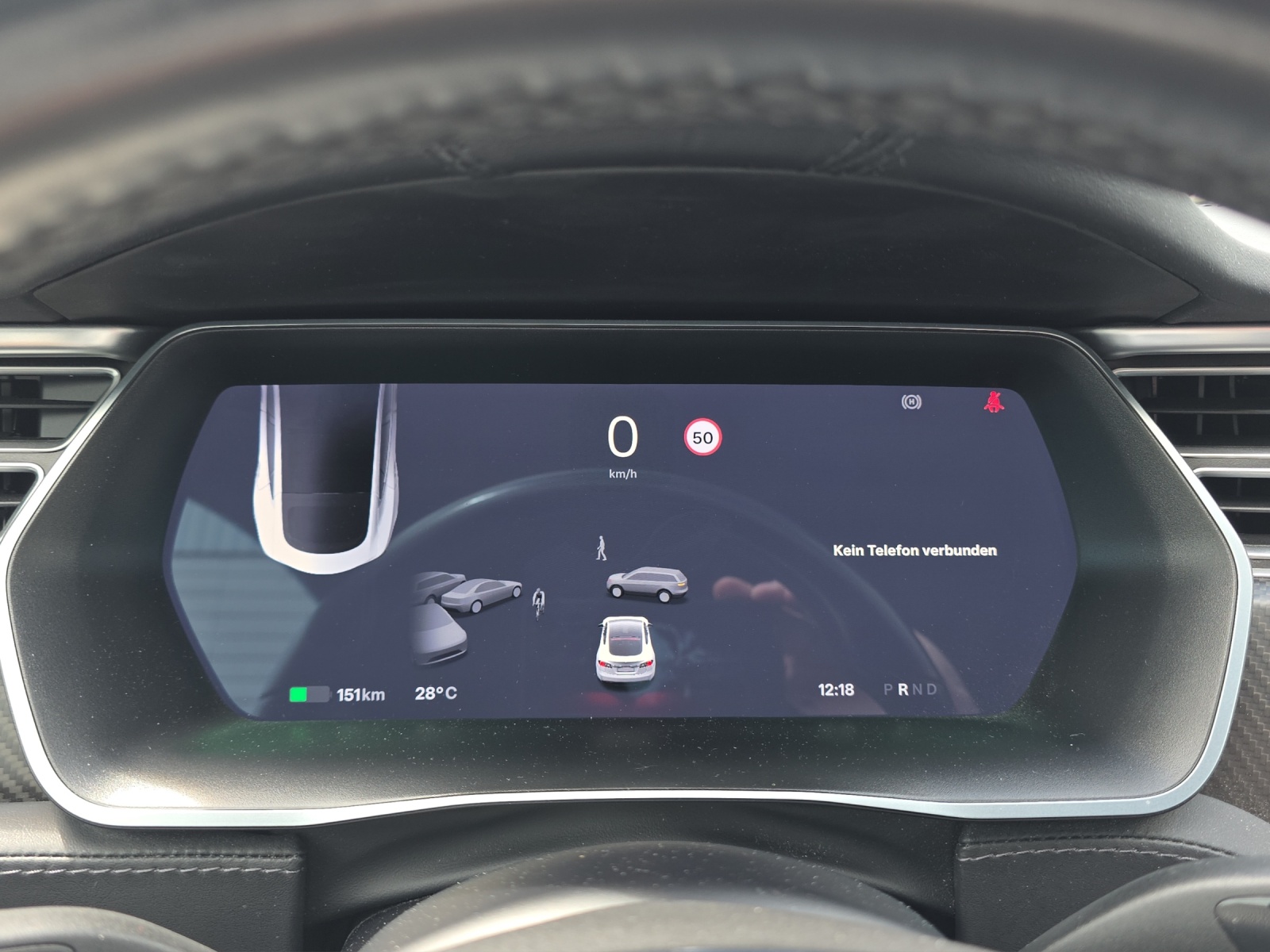 TESLA Model S 75 D-image-7