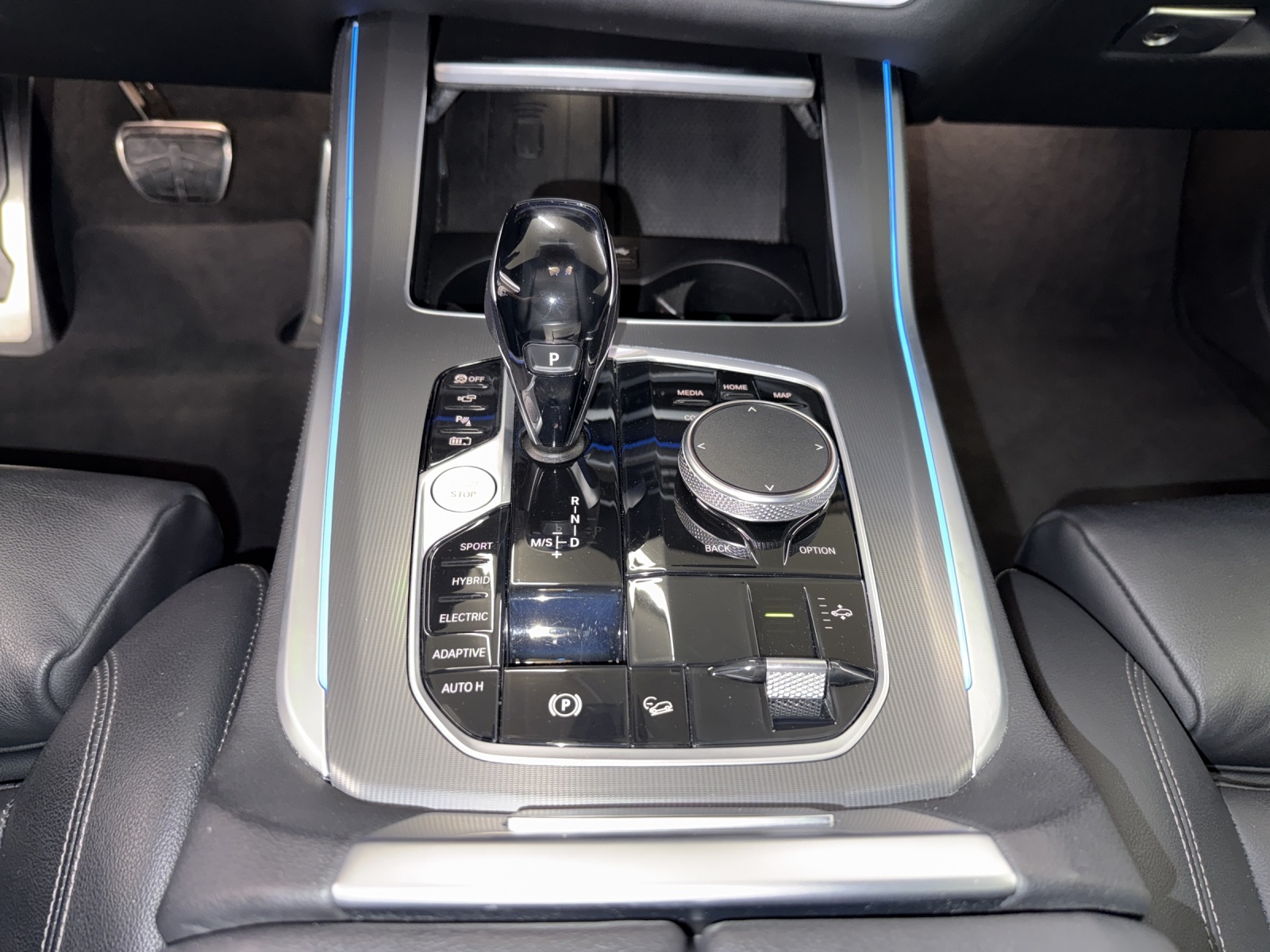 BMW X5 45e xDrive M SPORT-image-16