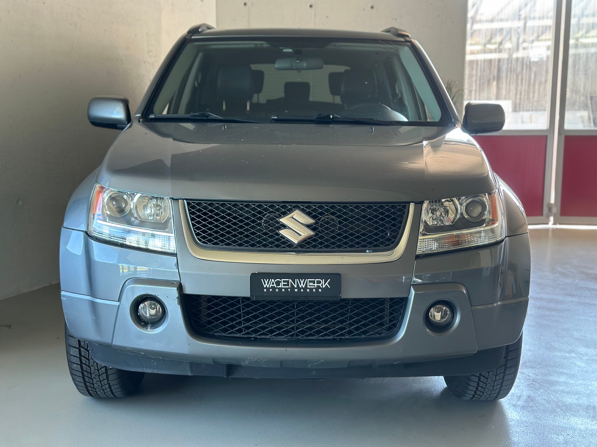 SUZUKI Grand Vitara 2.7 24V V6 Top-showroom-element-2