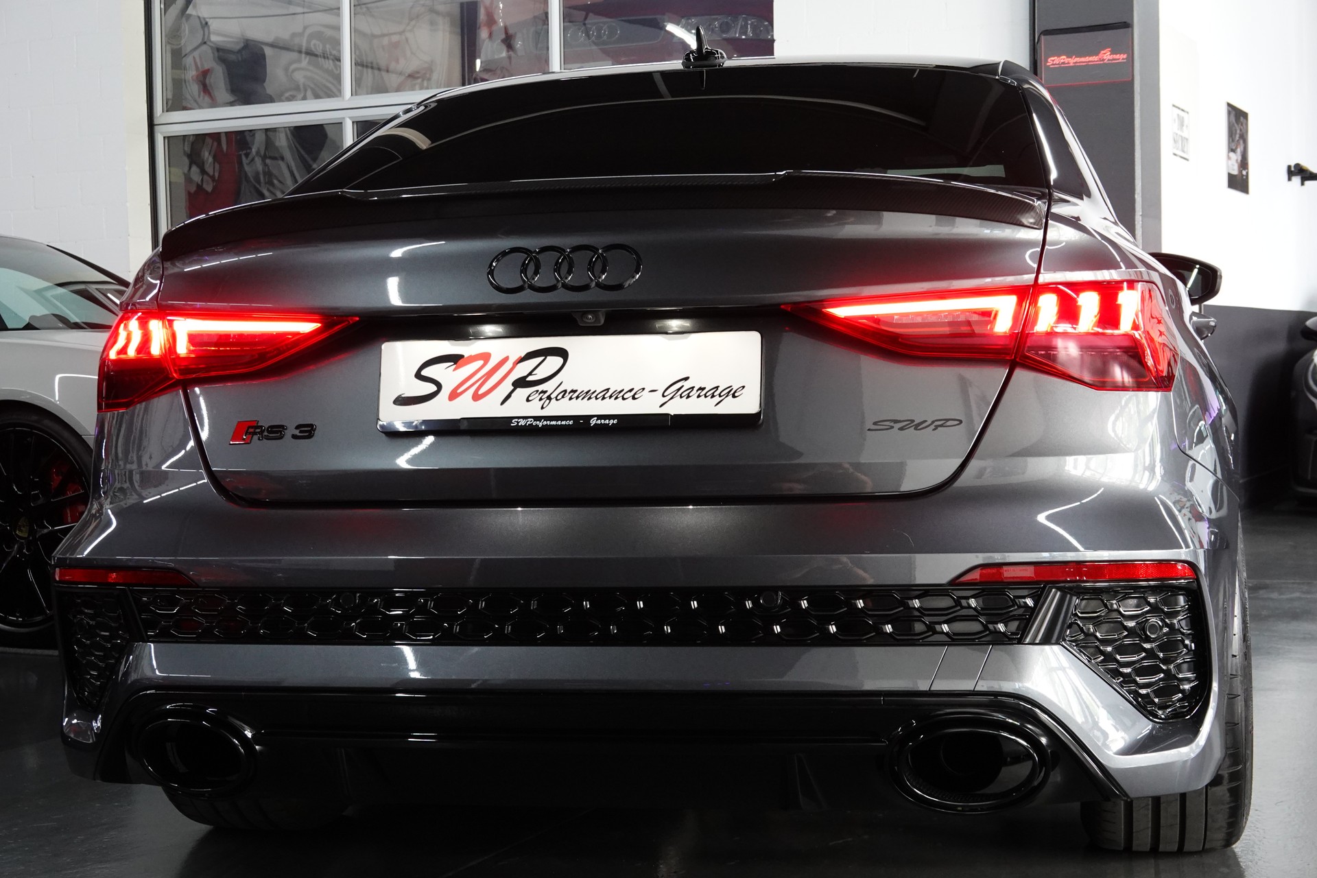 AUDI RS3 LIMOUSINE 2.5 TSI QUATTRO S-TRONIC CH-FZ SEDAN GRAIL ON TOP-image-25