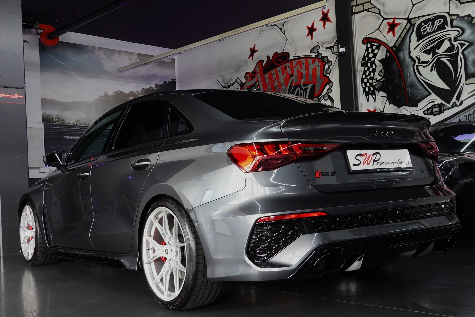 AUDI RS3 LIMOUSINE 2.5 TSI QUATTRO S-TRONIC CH-FZ SEDAN GRAIL ON TOP-image-11