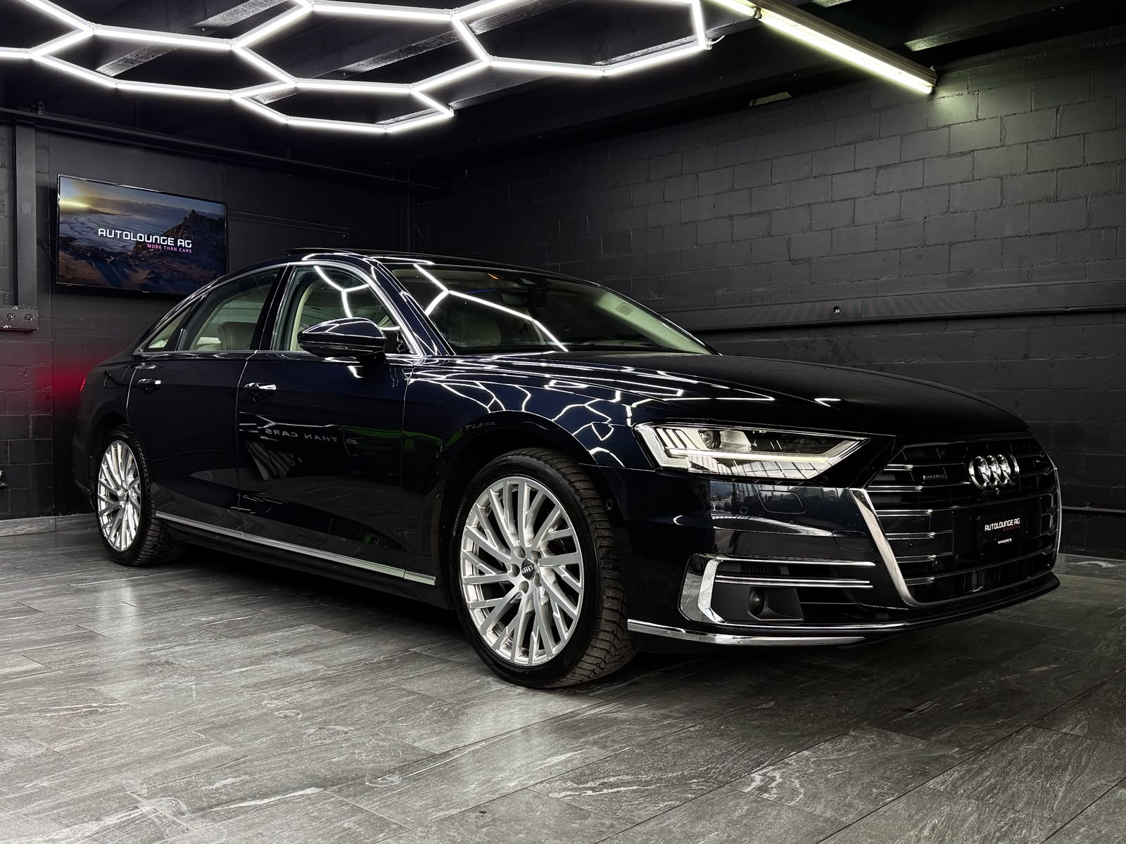 AUDI A8 50 TDI quattro tiptronic-showroom-element-1