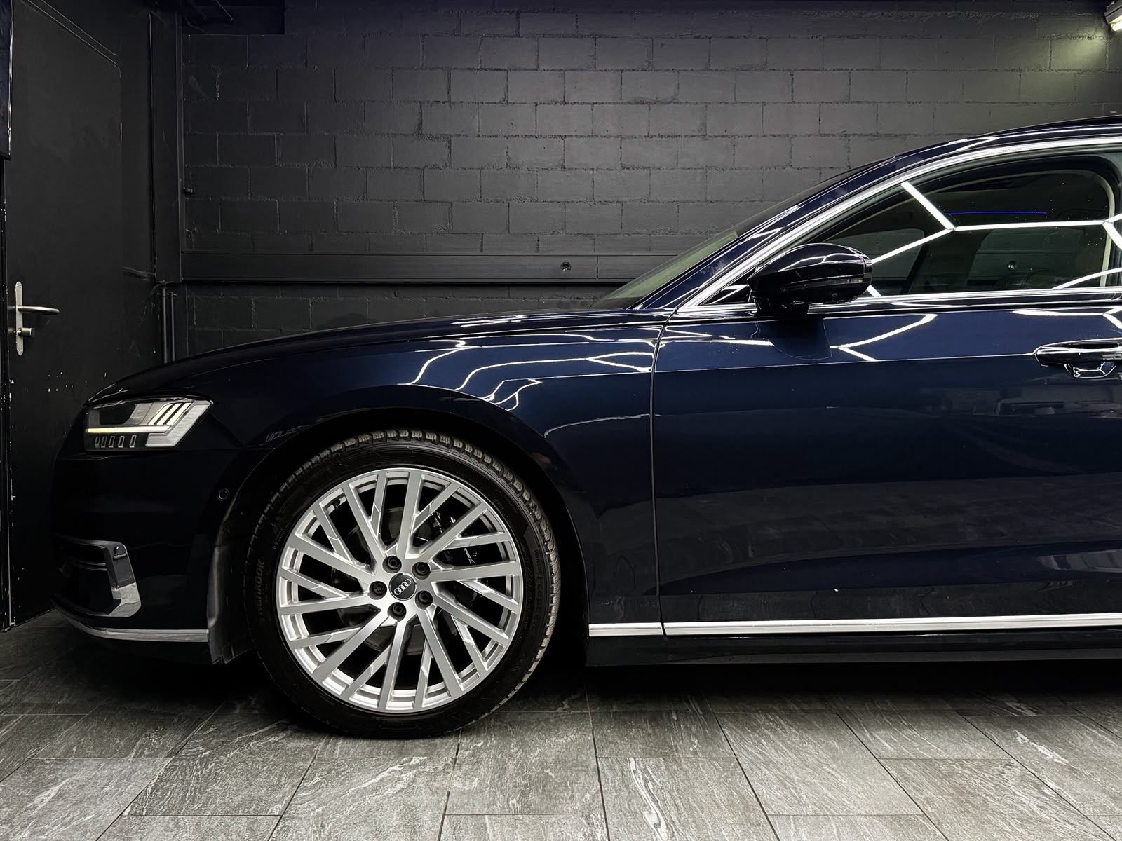 AUDI A8 50 TDI quattro tiptronic-showroom-element-3