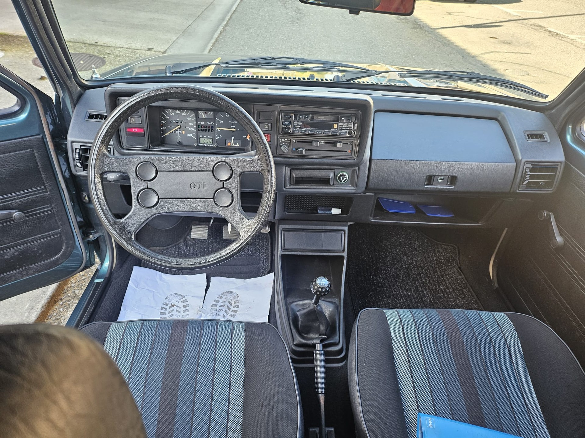 VW GTI original gute zustand veteranenfahrzeug expertisé vétéran en bon état-image-5