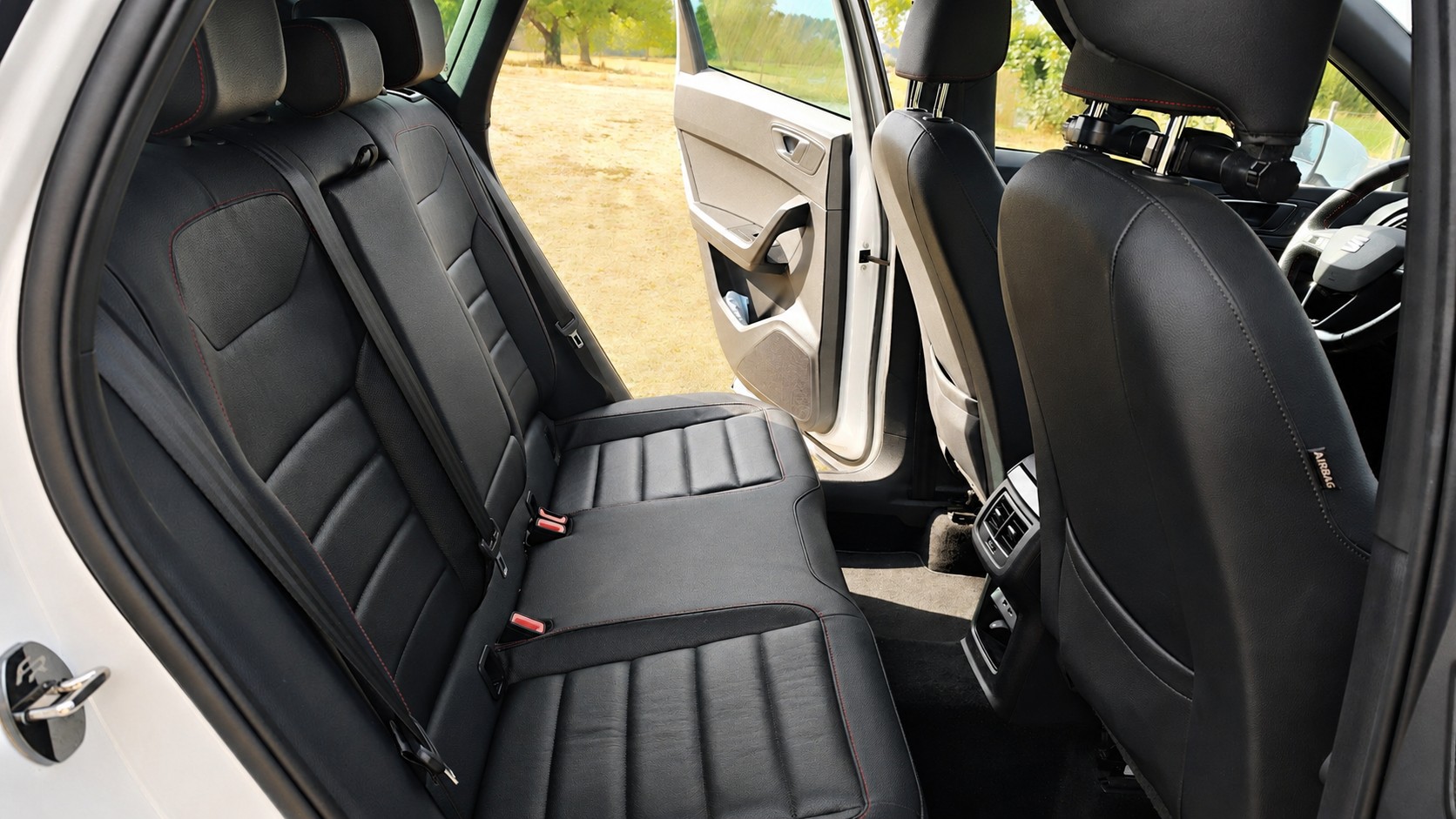 SEAT Ateca 1.5 TSI Swiss FR DSG-image-6