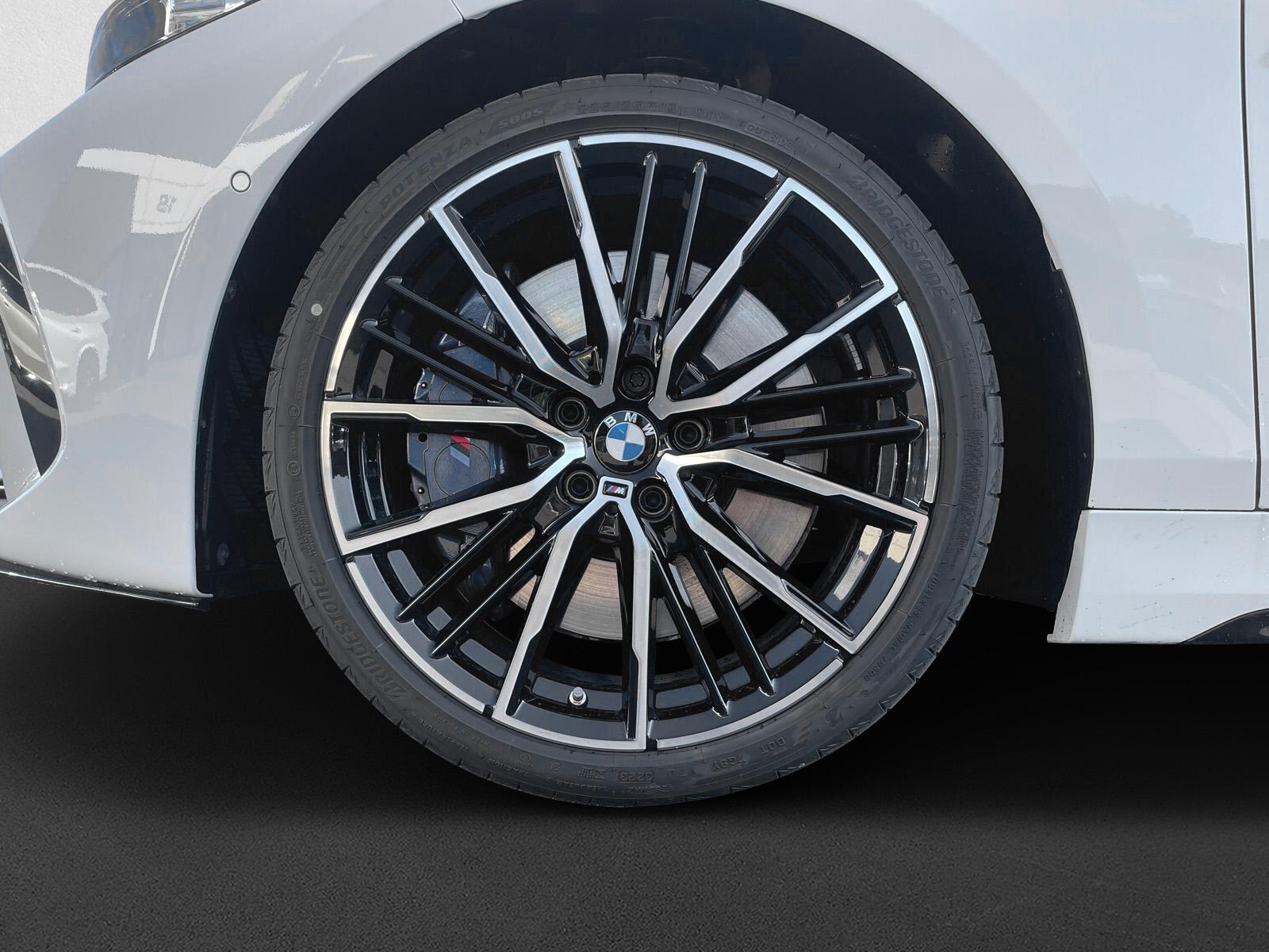 BMW M135i xDrive-image-9