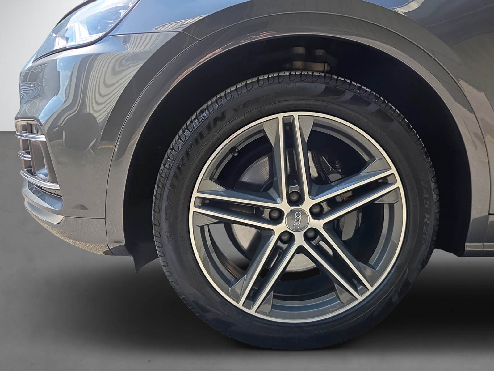 AUDI SQ5 3.0 V6 TFSI quattro T-Tronic-image-4