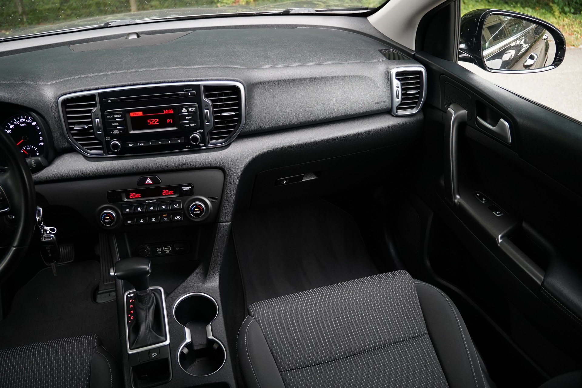 KIA Sportage 1.6 GDi Trend 2WD-image-21