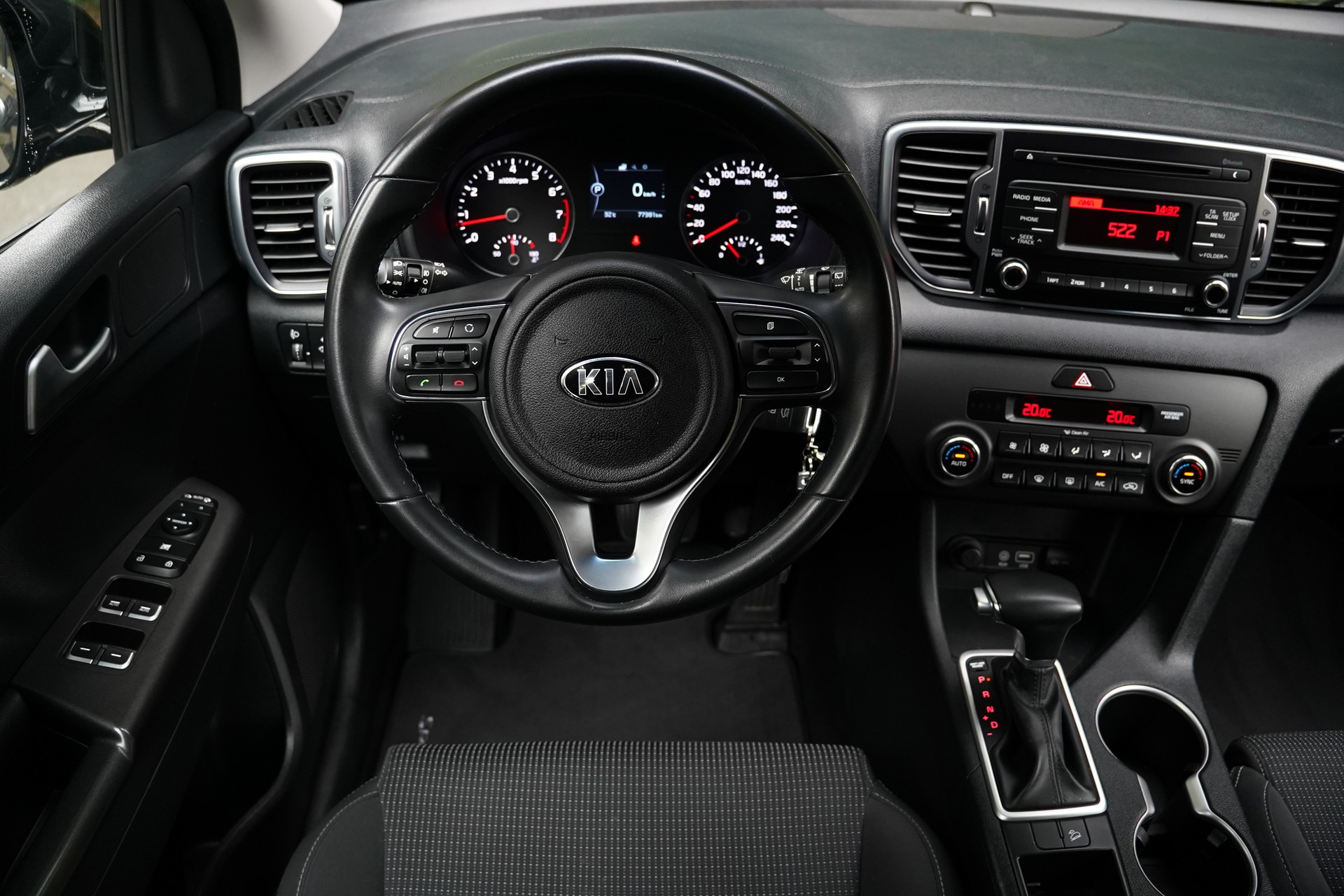 KIA Sportage 1.6 GDi Trend 2WD-image-22