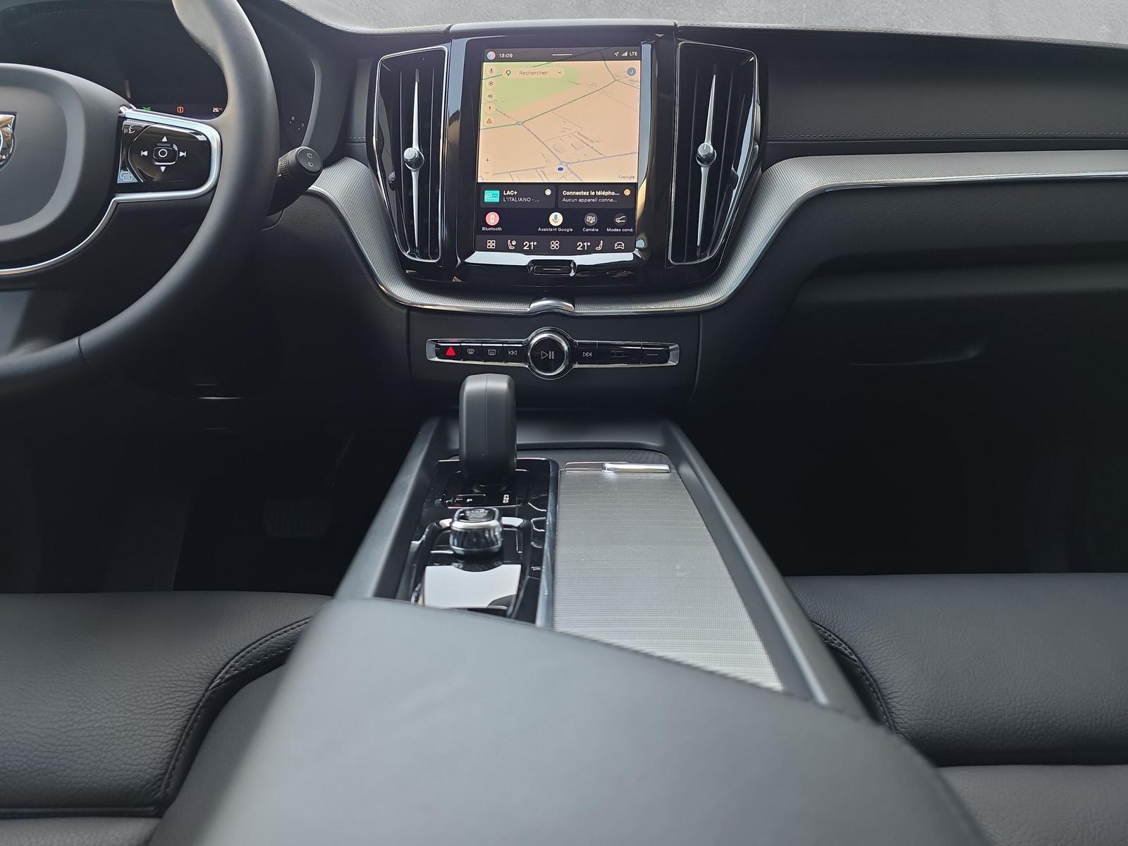 VOLVO XC60 2.0 B5 MH Ultimate Bright AWD (CH)-image-17