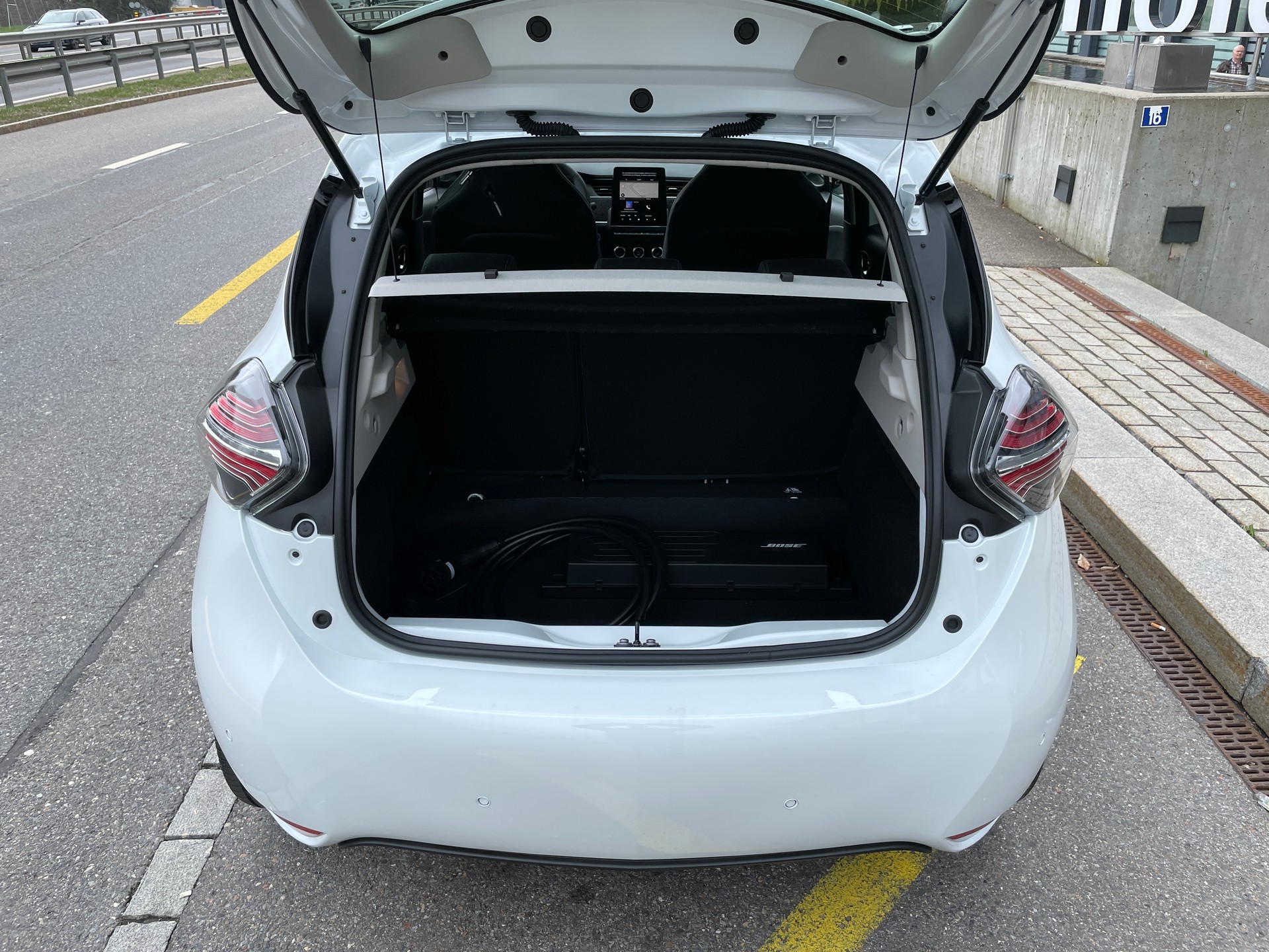 RENAULT Zoe R135 (inkl. Batterie) Iconic-image-7