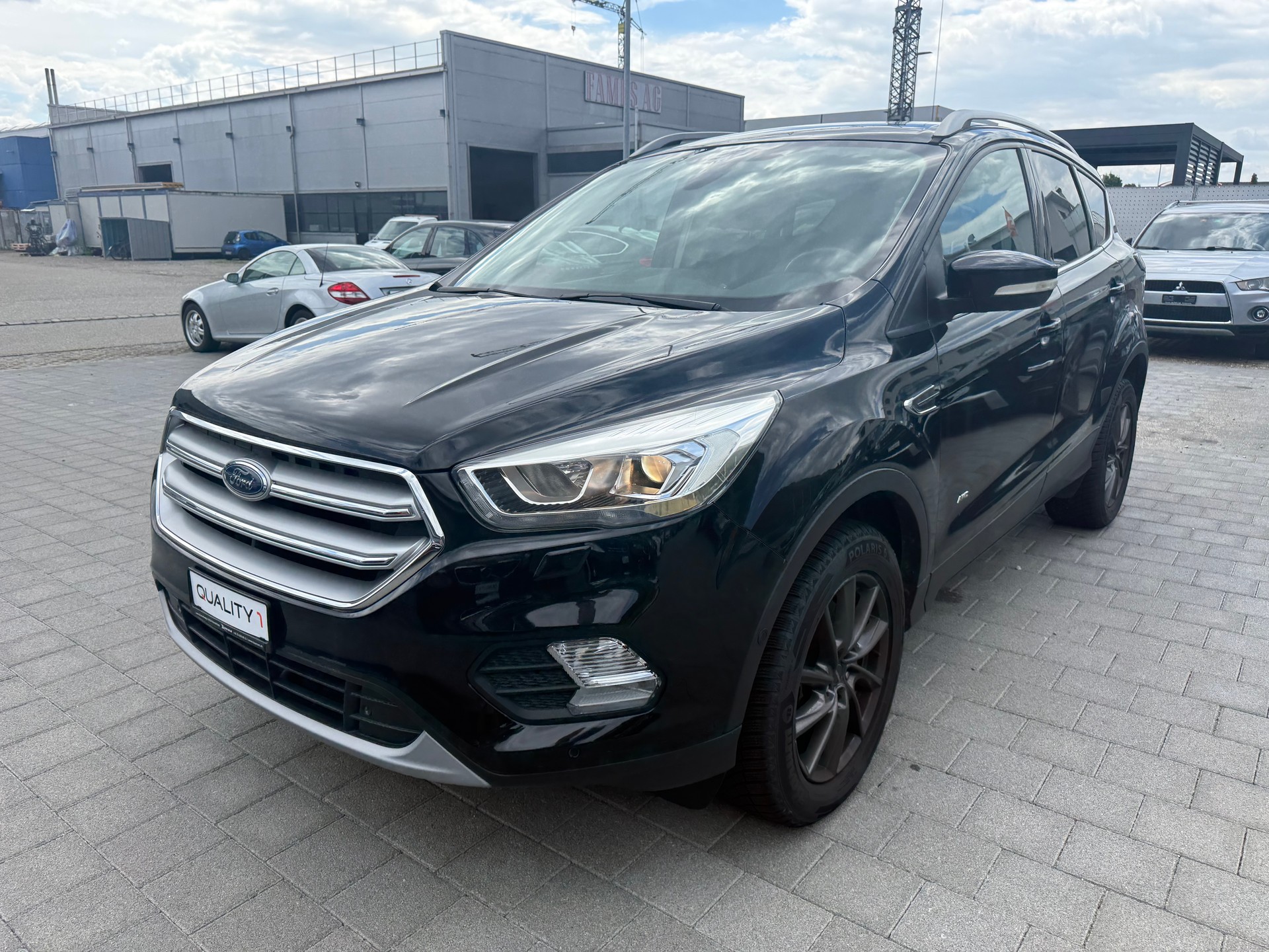 FORD Kuga 2.0 TDCi Titanium 4WD PowerShift-showroom-element-1