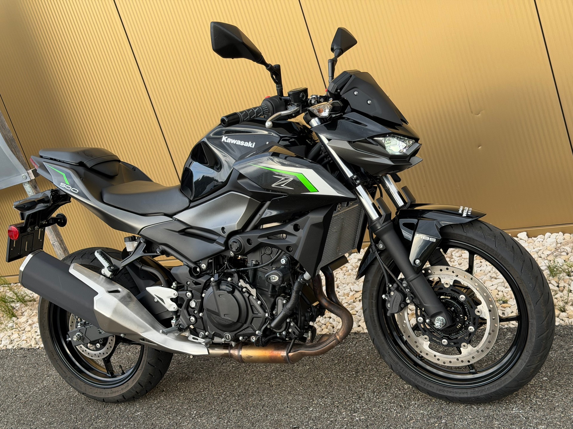 KAWASAKI Z 500-showroom-element-2