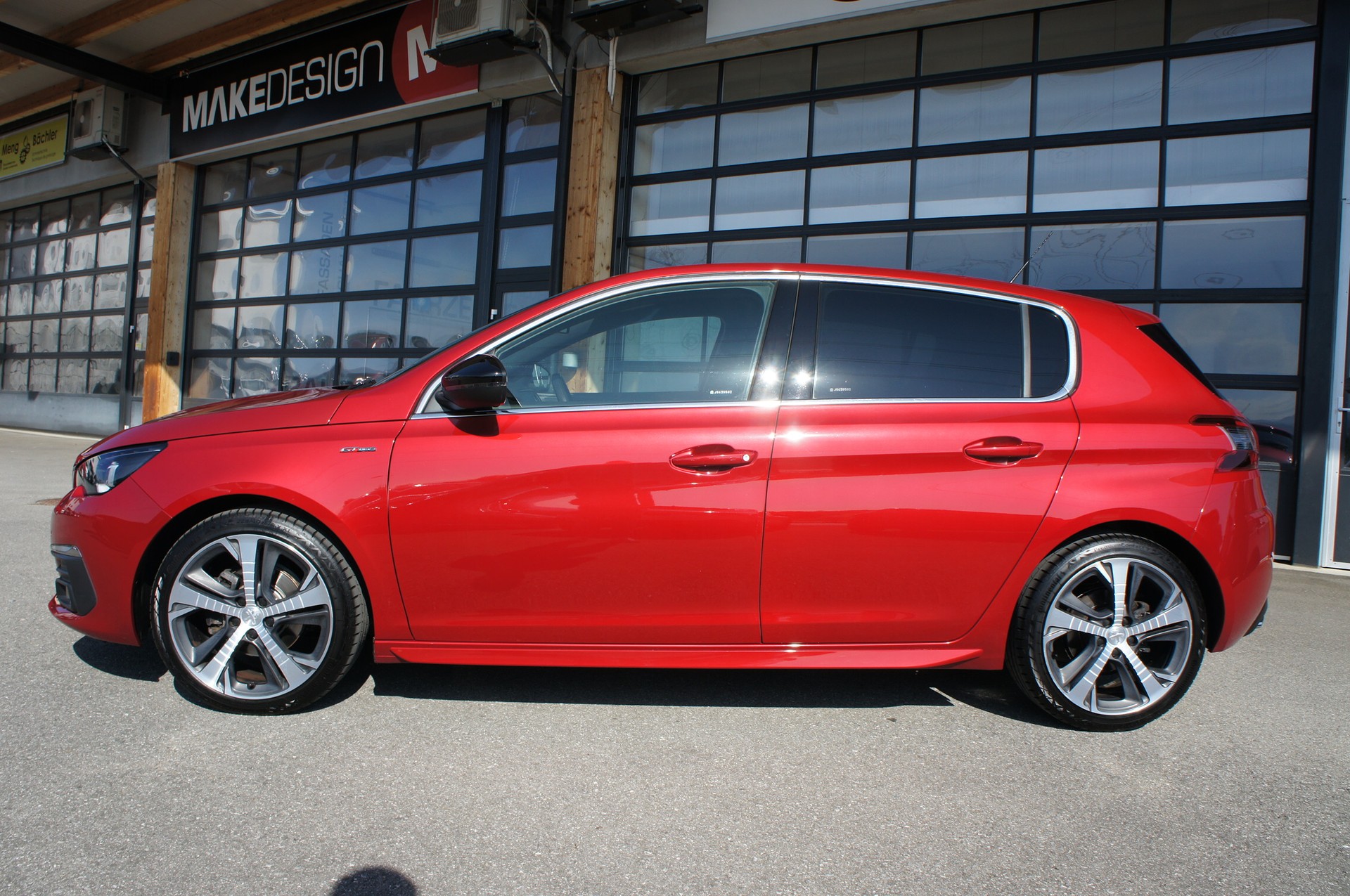 PEUGEOT 308 1.2 Pure Tech GT Line-showroom-element-1