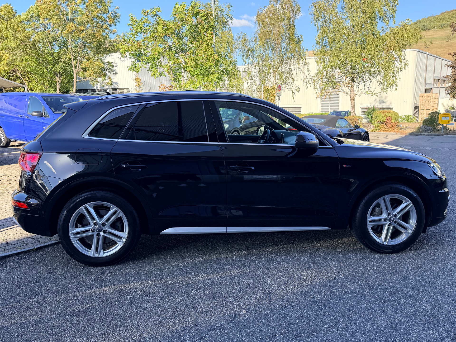 AUDI Q5 45 TFSI sport quattro S-tronic-showroom-element-1
