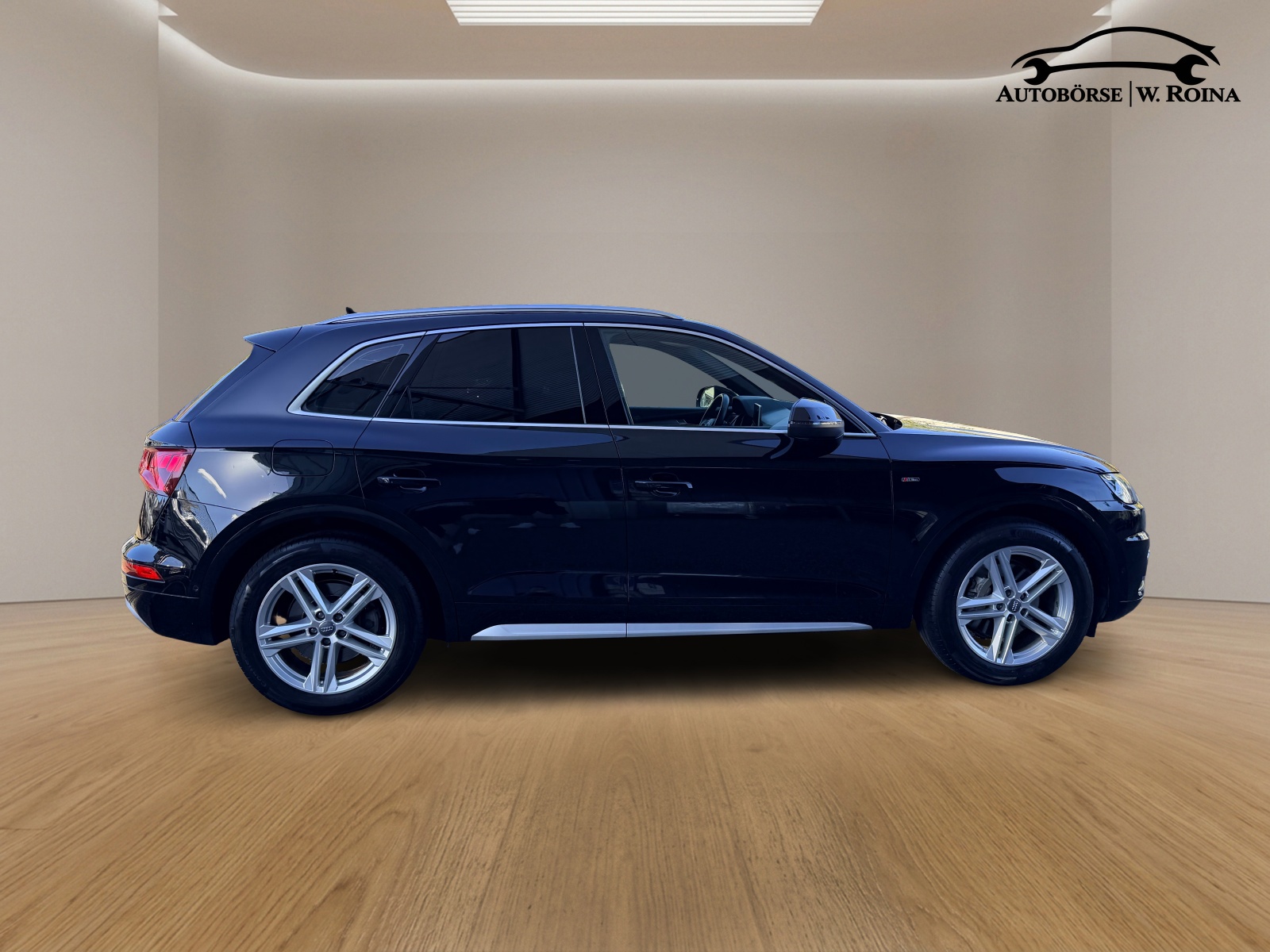 AUDI Q5 45 TFSI sport quattro S-tronic-showroom-element-1