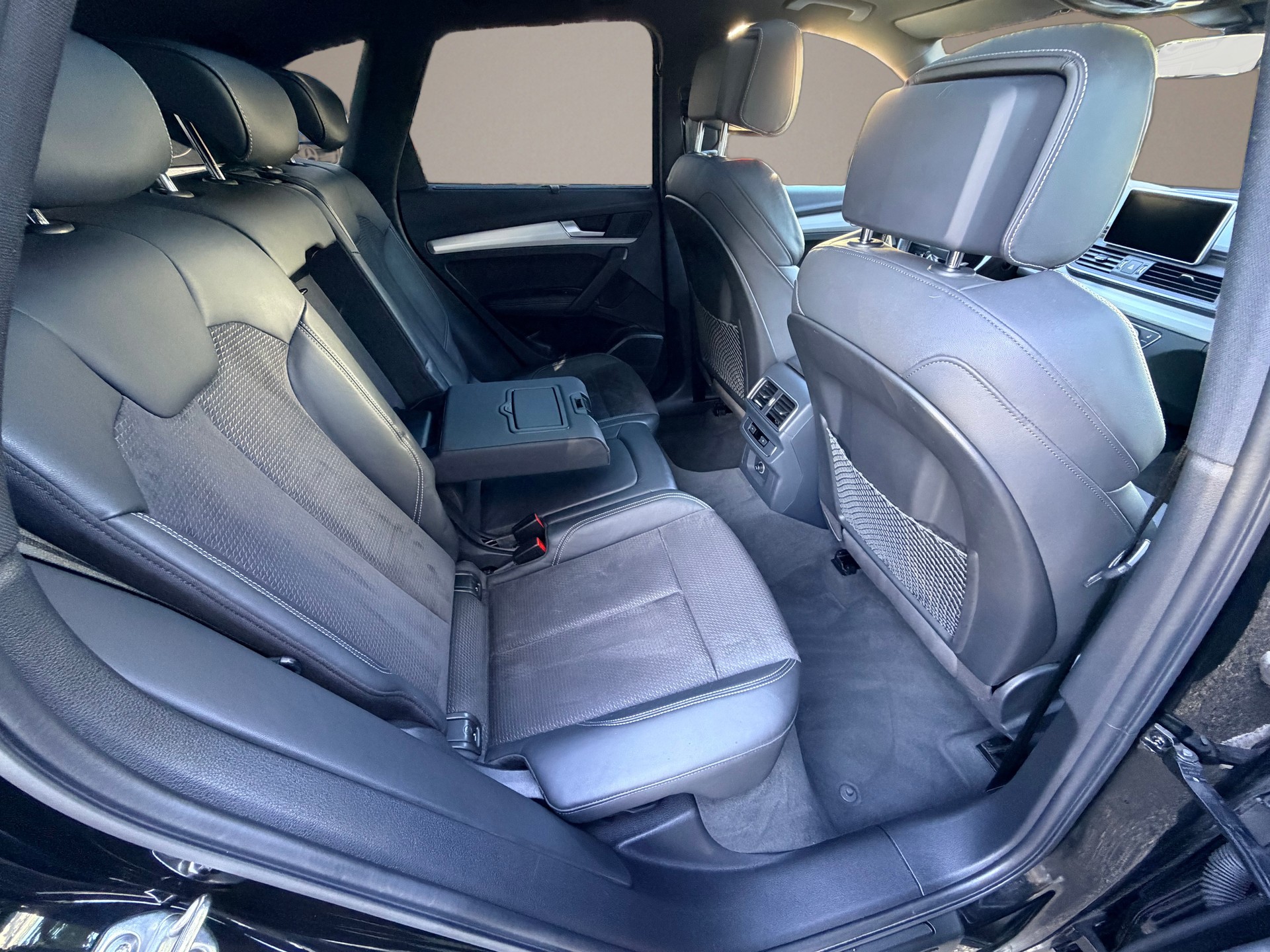 AUDI Q5 45 TFSI sport quattro S-tronic-image-12