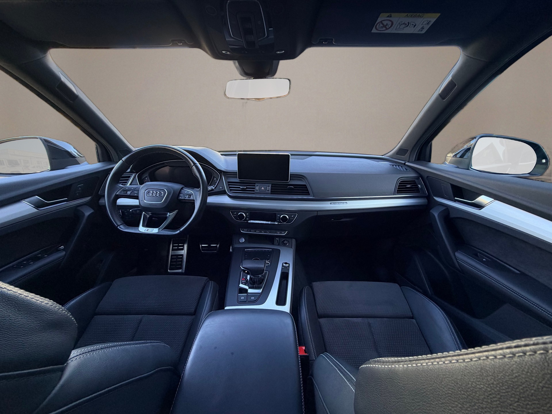 AUDI Q5 45 TFSI sport quattro S-tronic-image-13