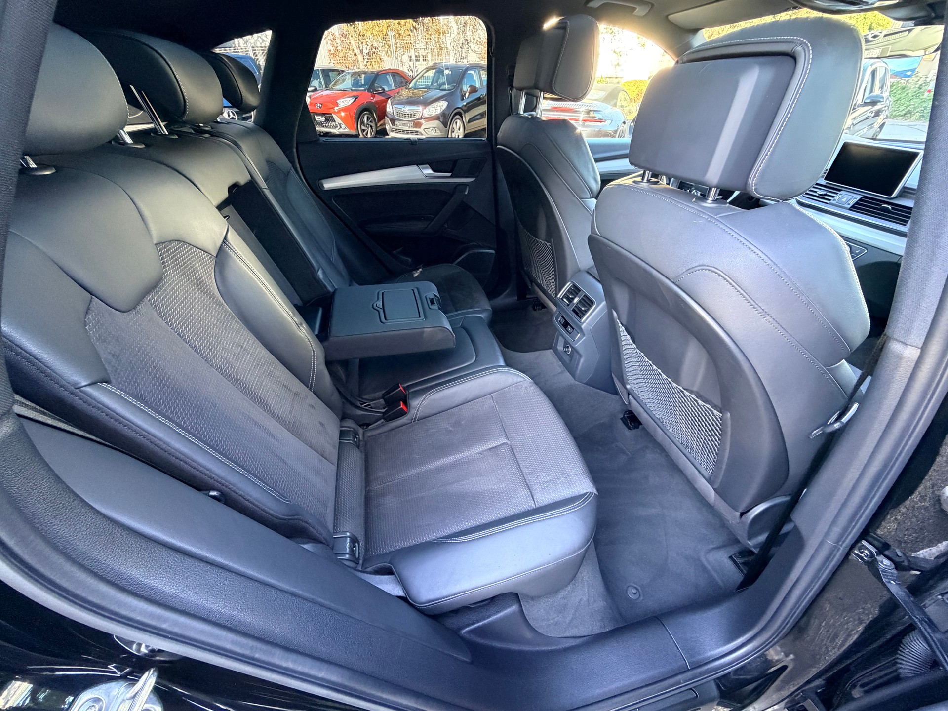 AUDI Q5 45 TFSI sport quattro S-tronic-image-12