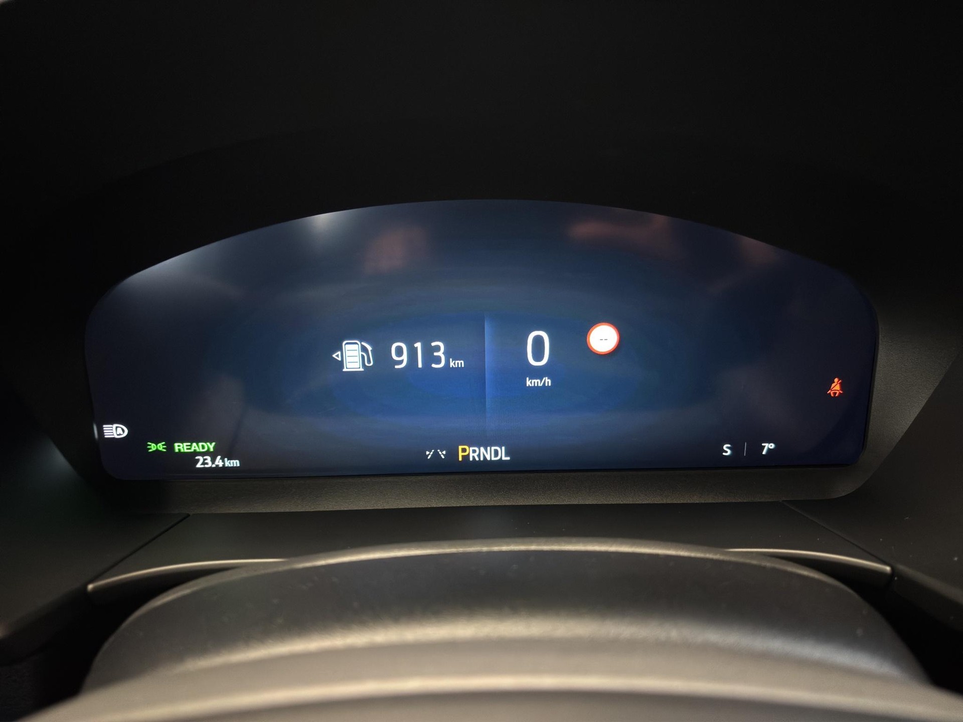 FORD Kuga 2.5 Hybrid ST-Line X 4x4-image-7