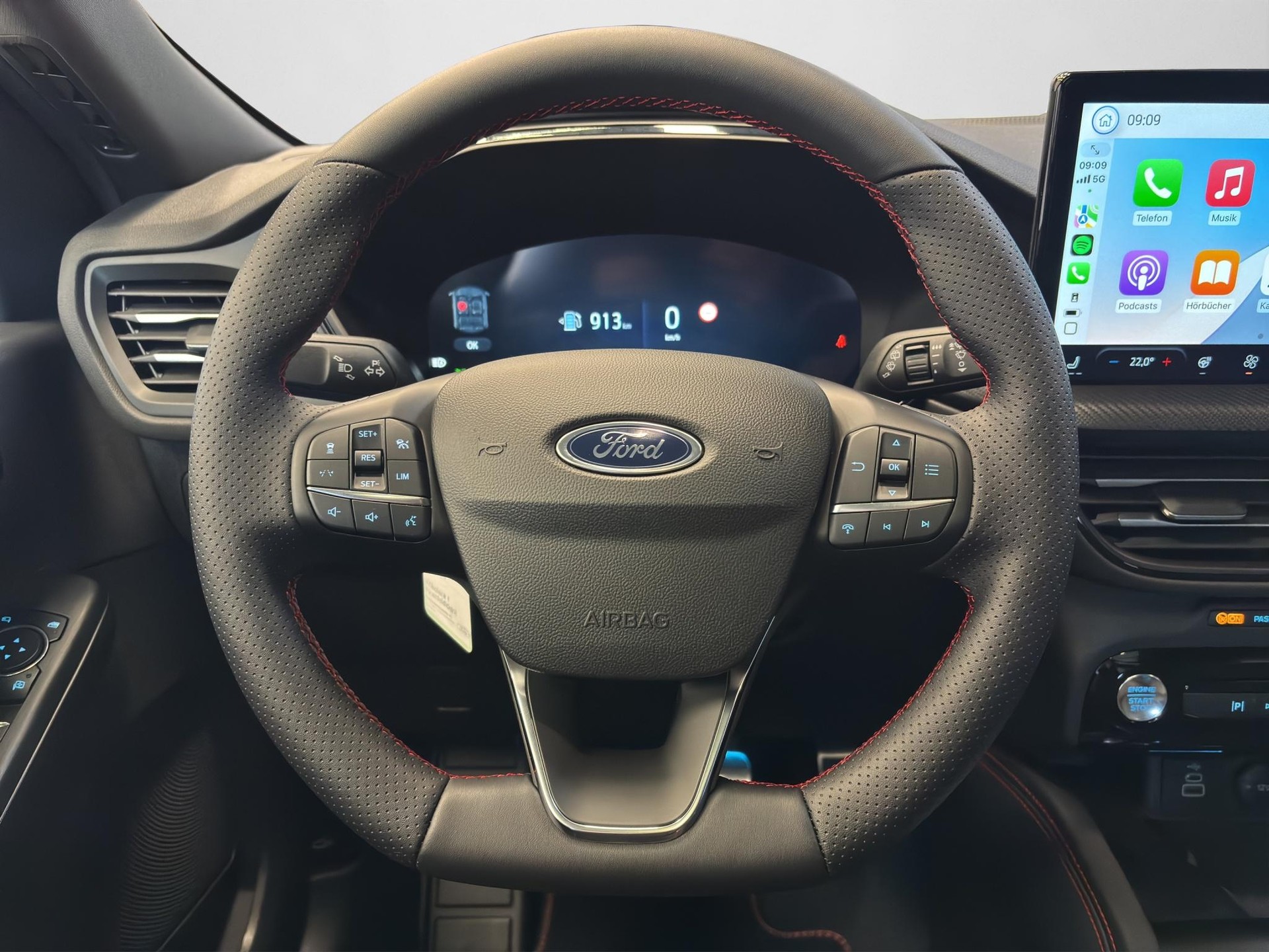 FORD Kuga 2.5 Hybrid ST-Line X 4x4-image-6
