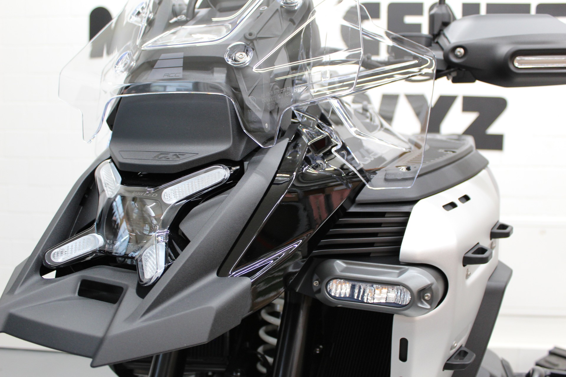 BMW R 1300 GS Adventure-image-5