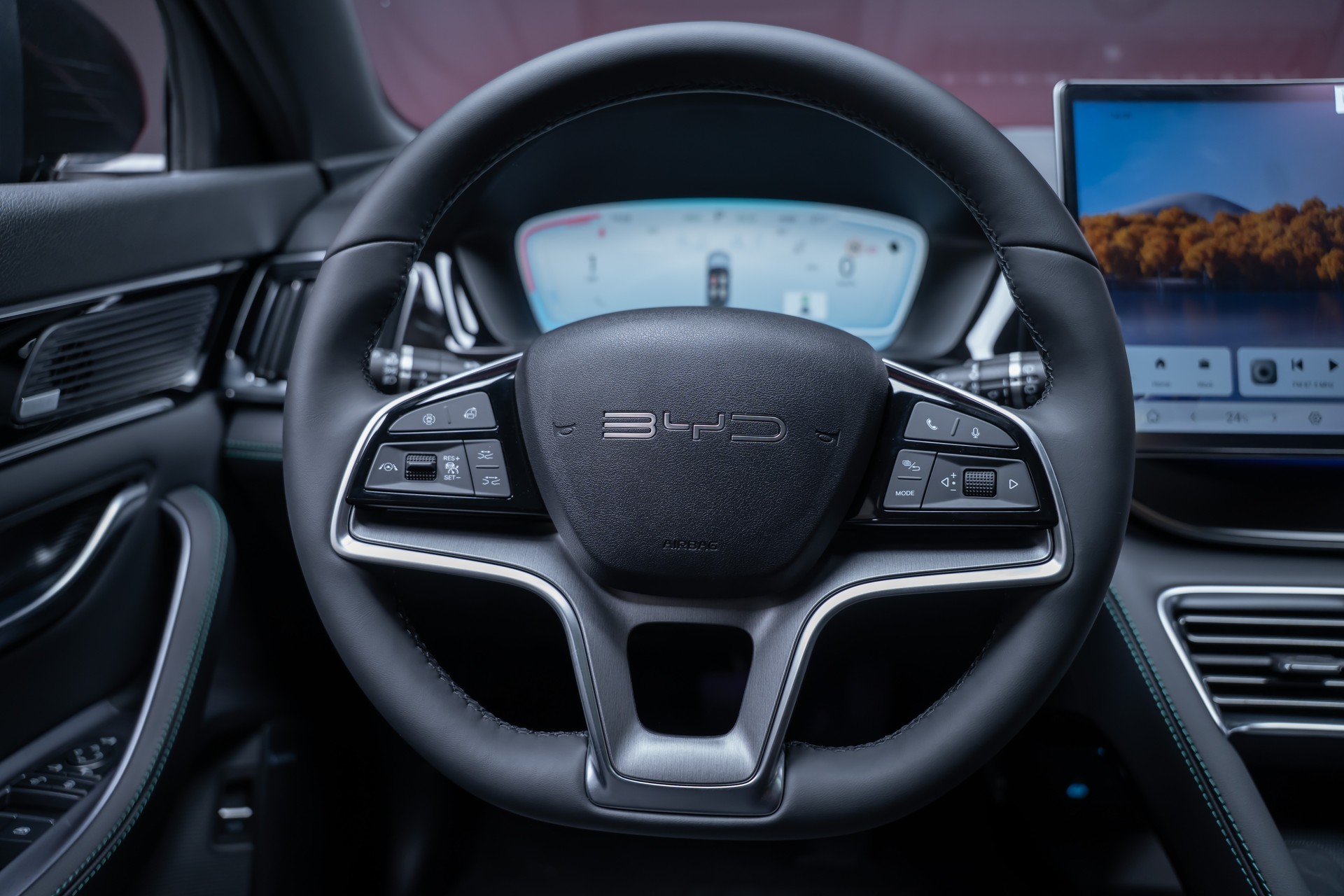 BYD Seal U DM-i Design AWD Seal U DM-i Design AWD / Panorama / Head-Up Display / 360 Kamera-image-23