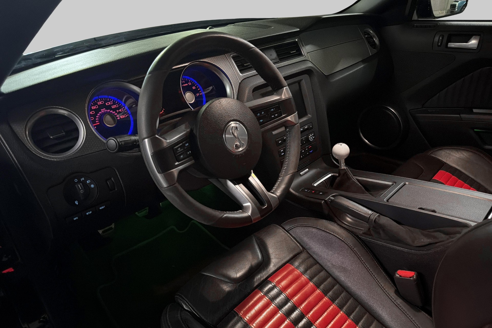 FORD Shelby GT500 *SVT*-image-8