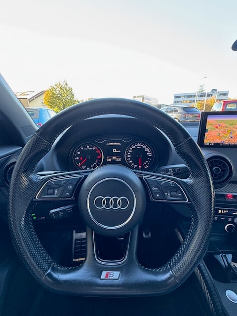 AUDI Q2 1.4 TFSI sport S-tronic-image-8
