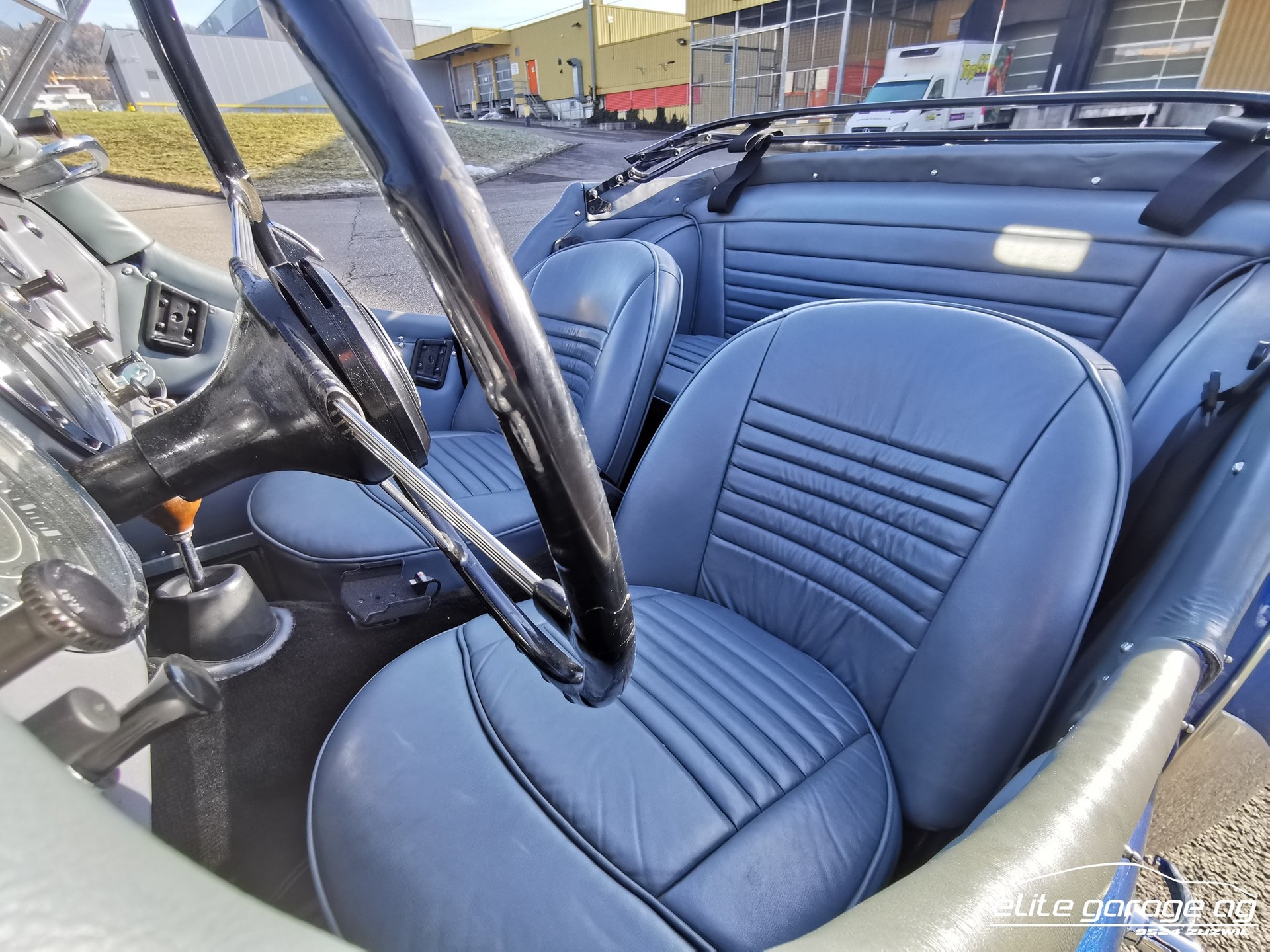 TRIUMPH TR3A-image-9
