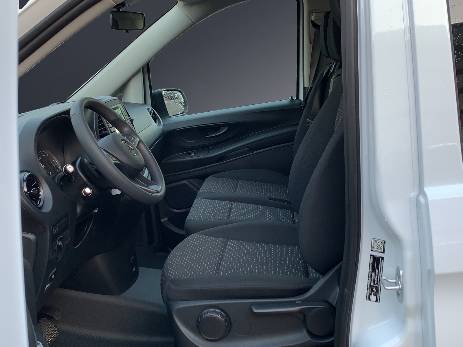 MERCEDES-BENZ Vito 116 CDI Lang 9G-Tronic 4M Select-image-5