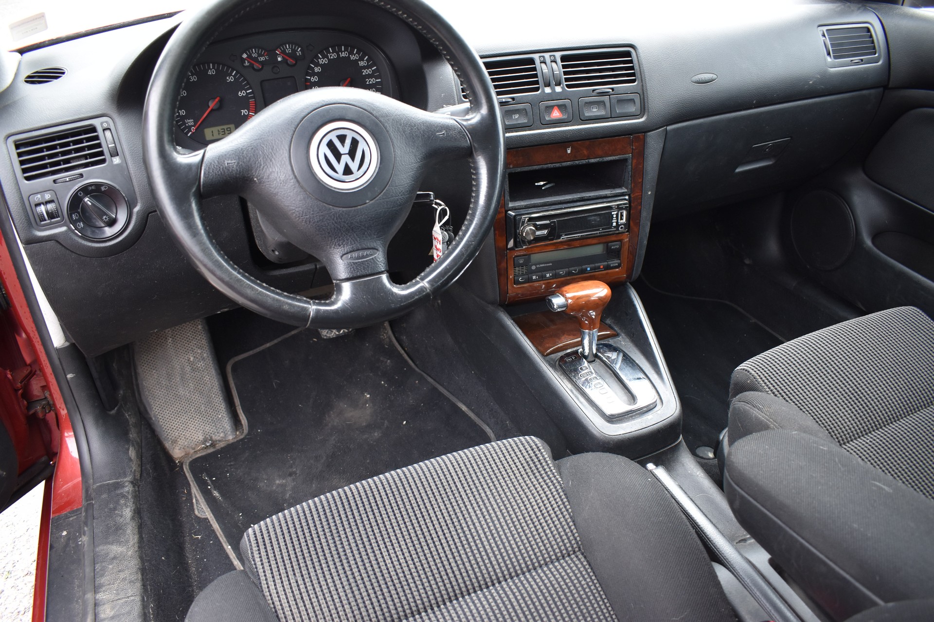 VW Bora Variant 2.3 Highline-image-6