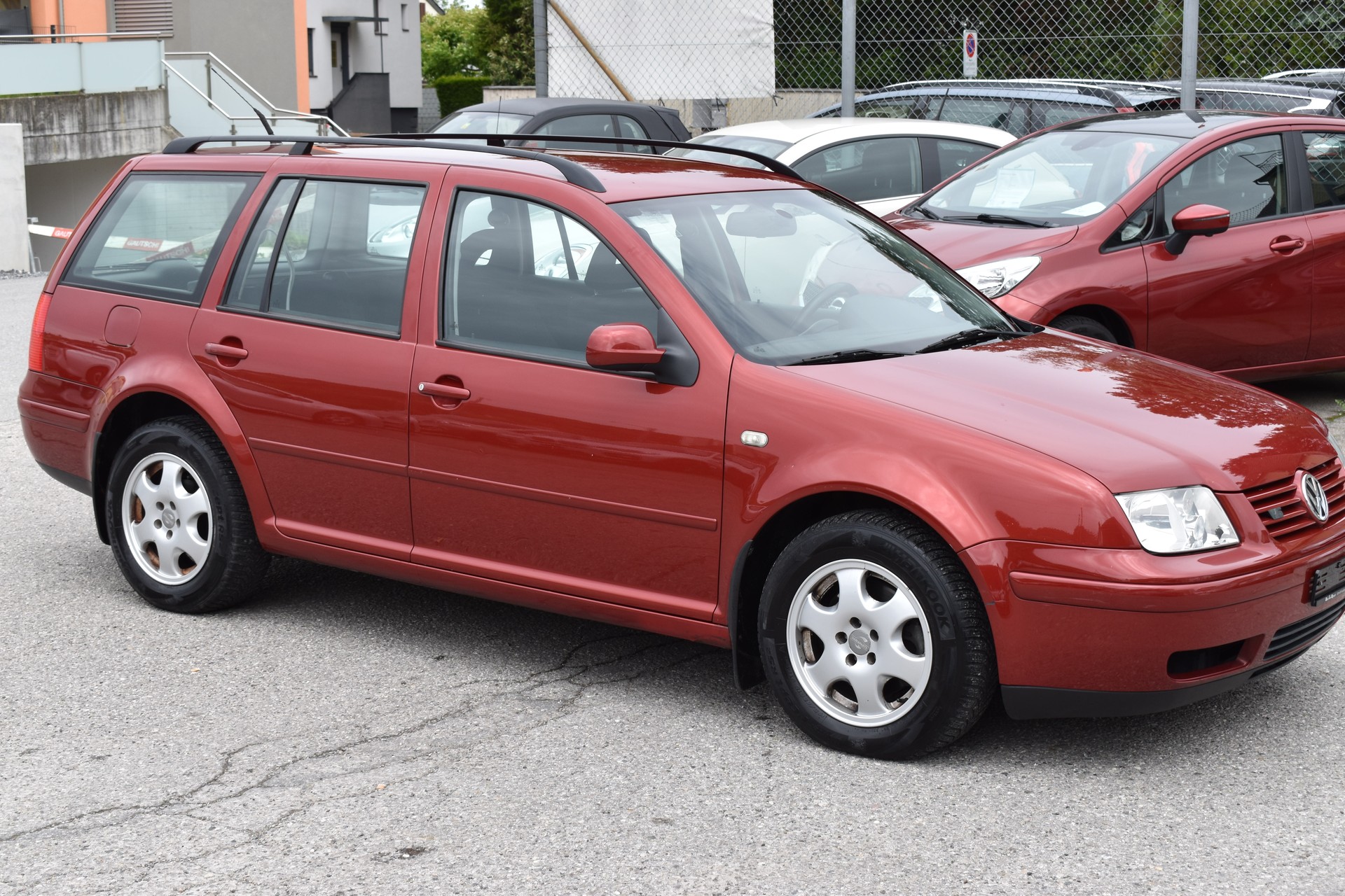 VW Bora Variant 2.3 Highline-image-1