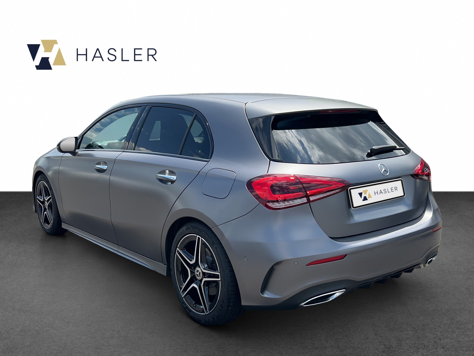 MERCEDES-BENZ A 220 d 4Matic AMG Line-showroom-element-3