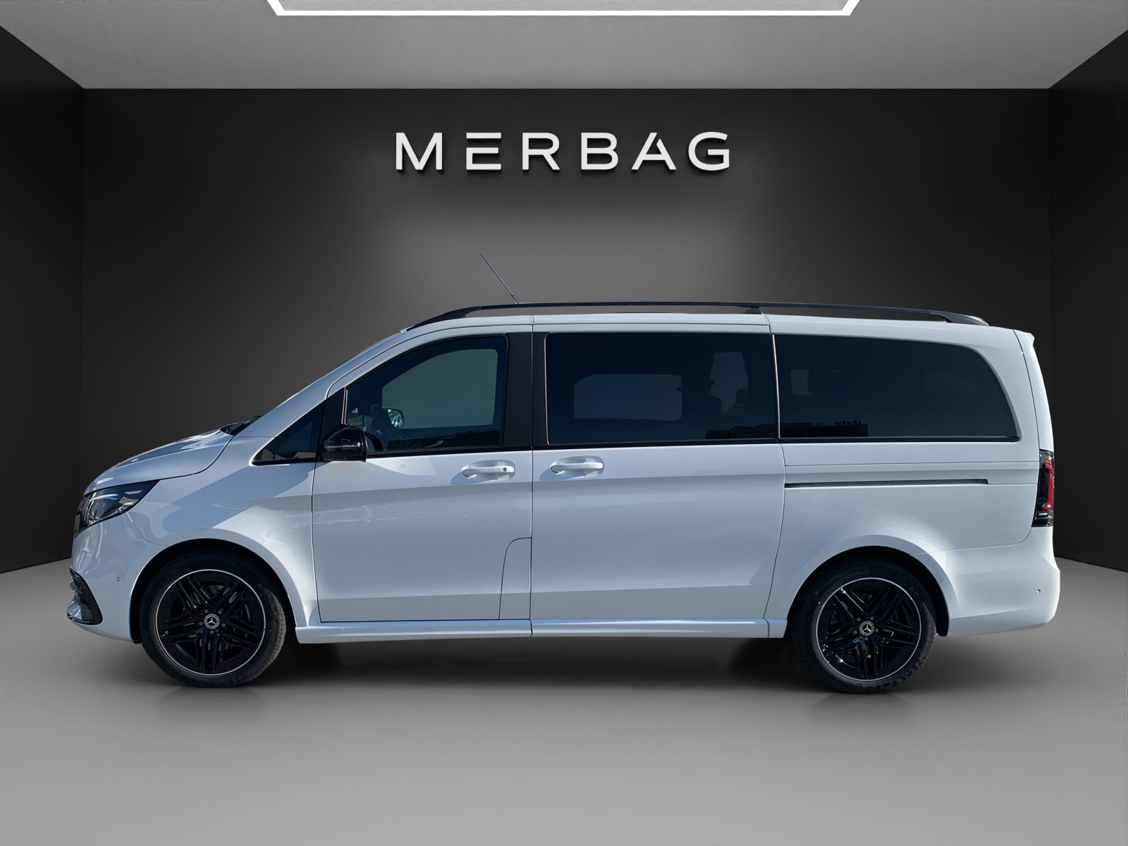MERCEDES-BENZ V 300 d lang Avantgarde 4Matic 9G-Tronic-image-2