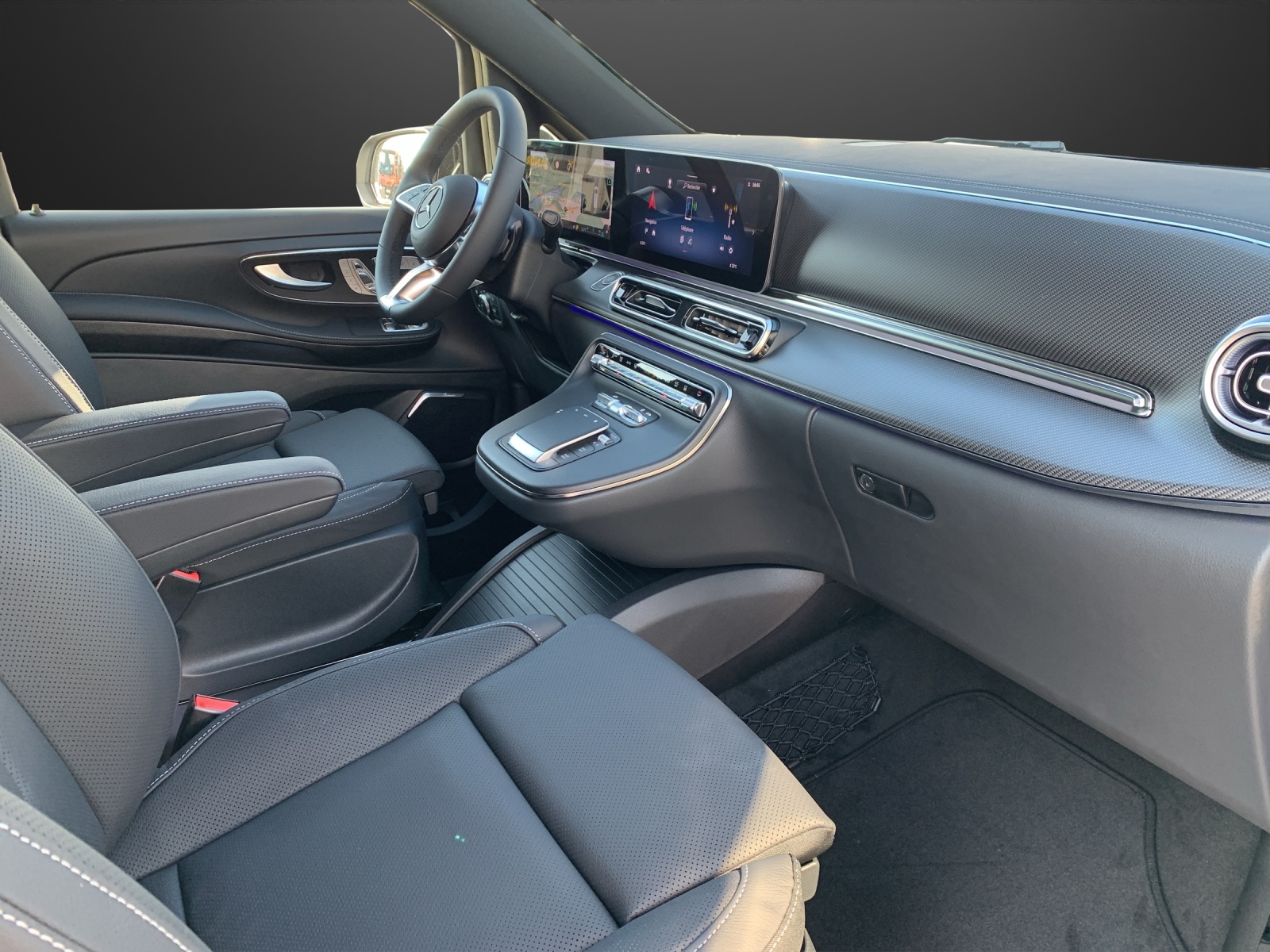 MERCEDES-BENZ V 300 d lang Avantgarde 4Matic 9G-Tronic-image-9