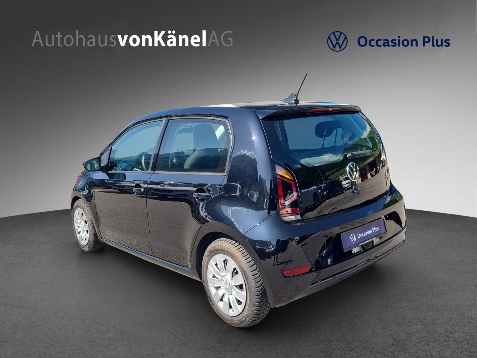 VW e-Up-showroom-element-2