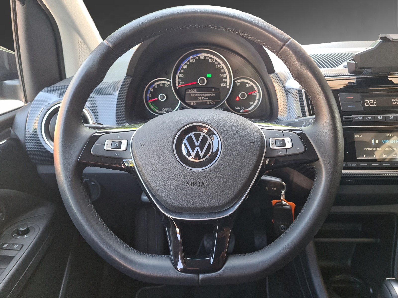 VW e-Up-image-8