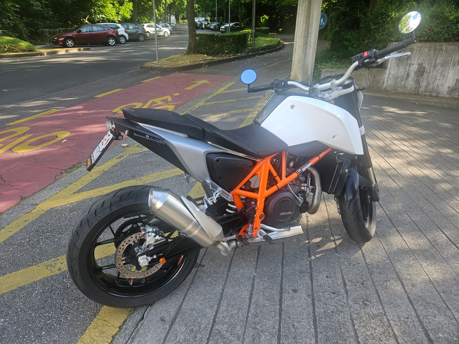 KTM 690 Duke ABS (35kW)-image-1