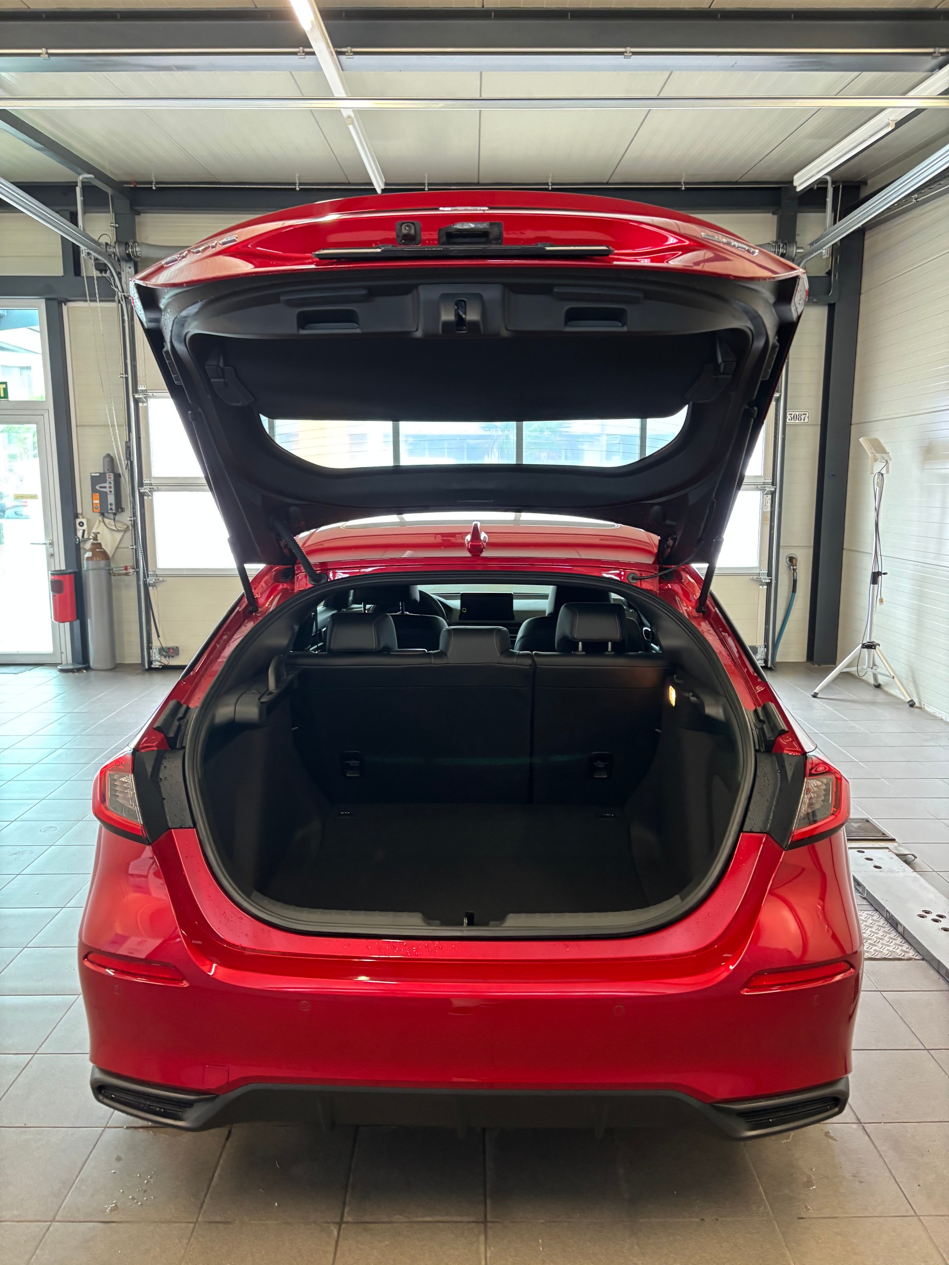 HONDA Civic 2.0 i-MMD HEV Advance-image-14