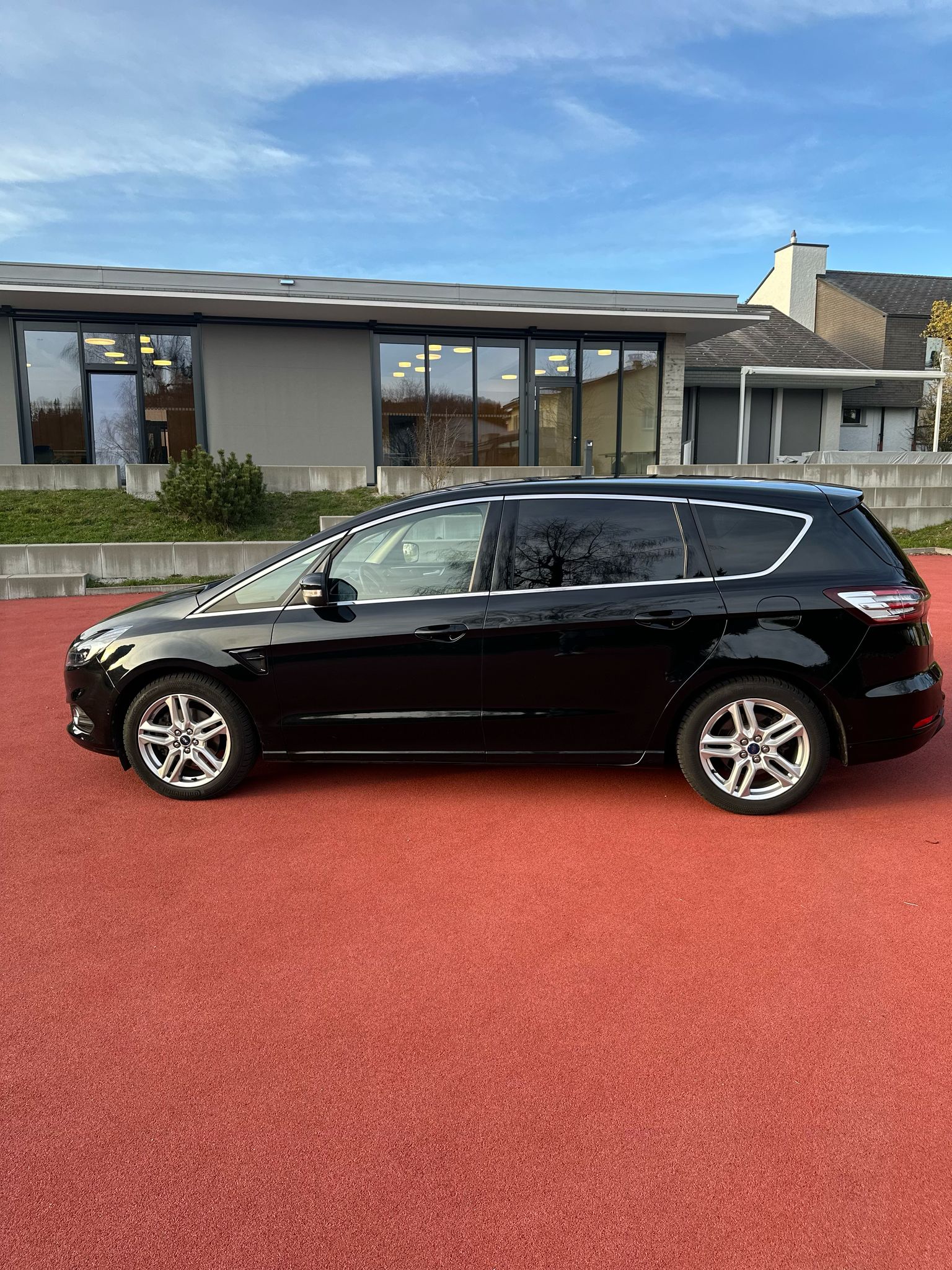 FORD S-Max 2.0 SCTi Titanium Automat-image-8